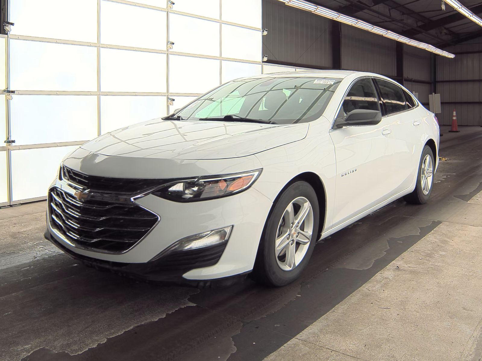 2022 Chevrolet Malibu LS 1LS