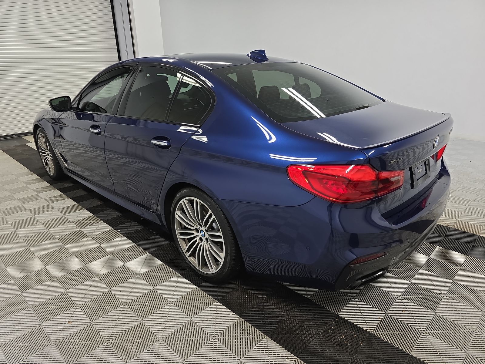 2018 BMW 5 Series M550i xDrive AWD