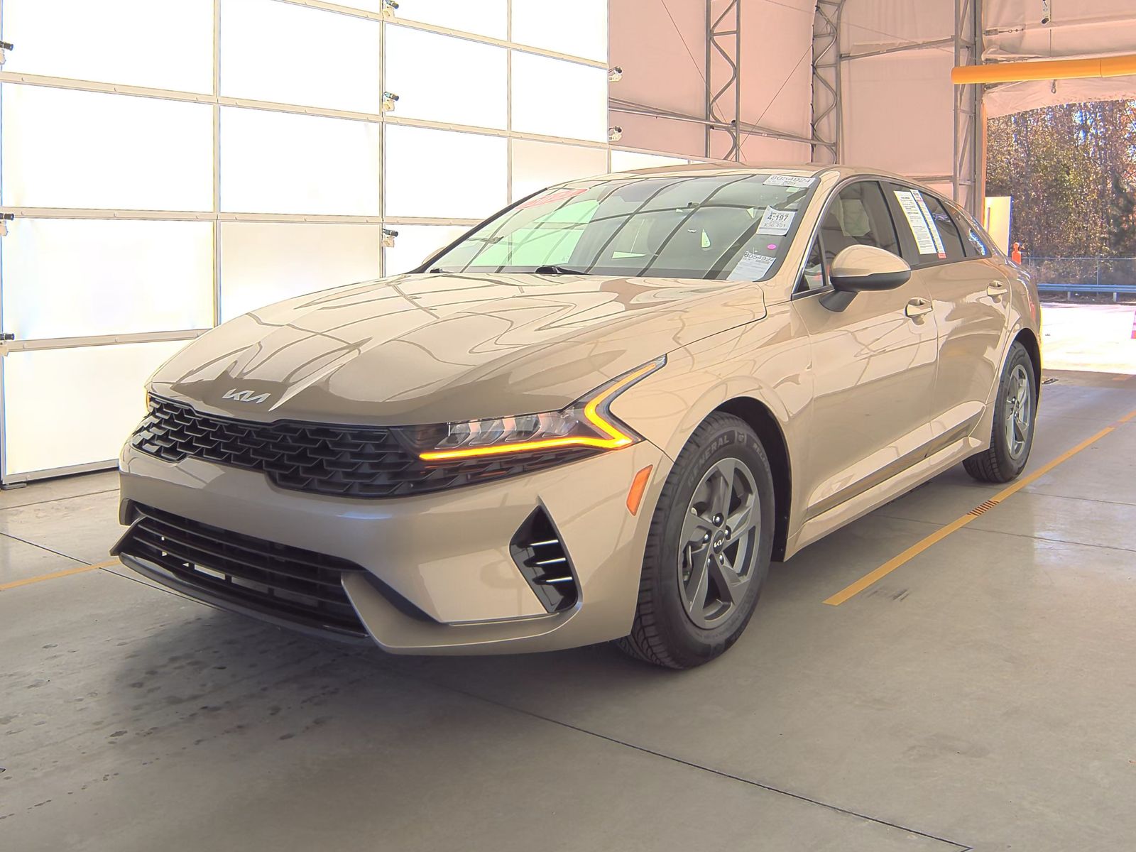 2022 Kia K5 LXS