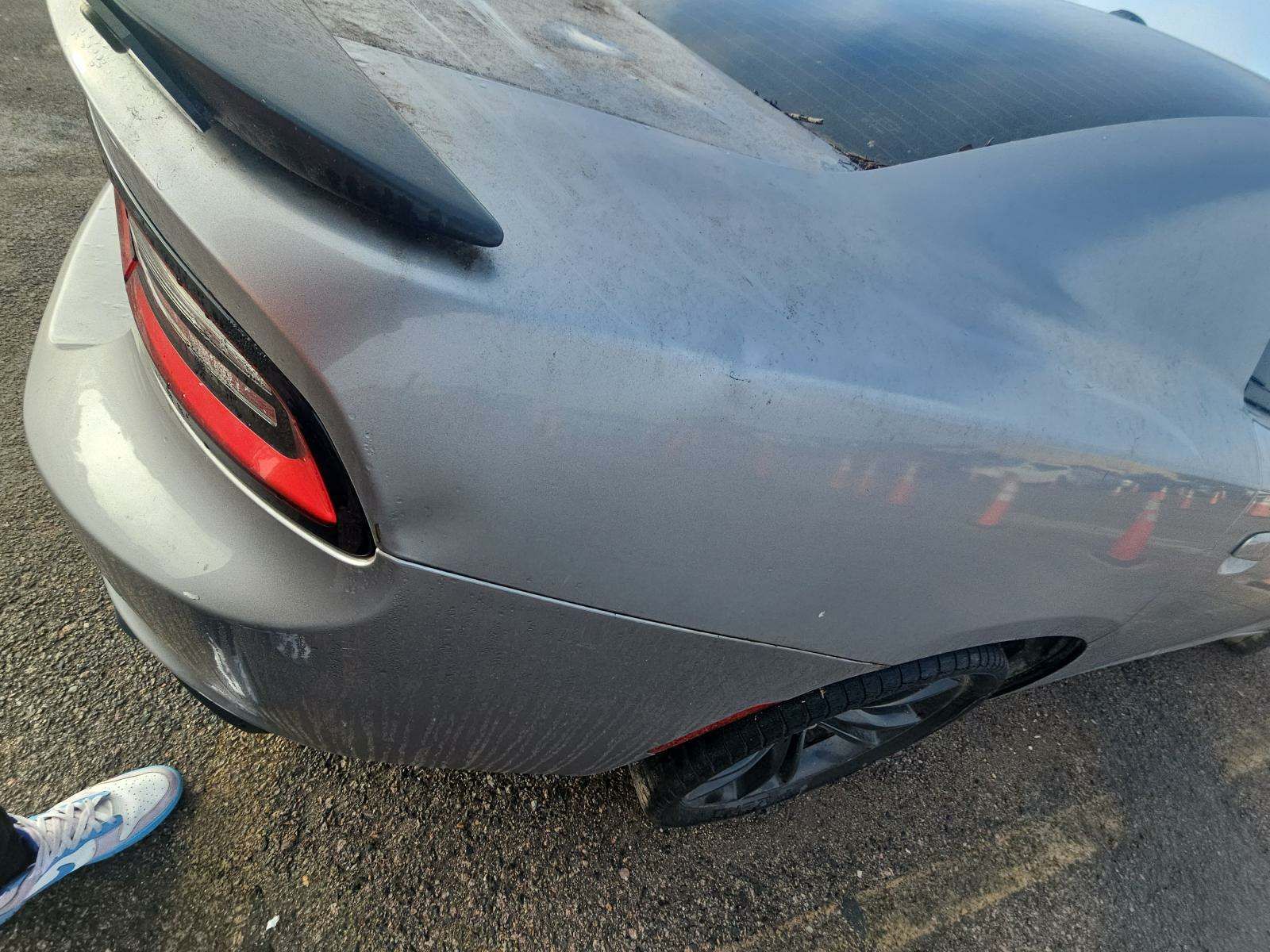 2017 Dodge Charger SE RWD