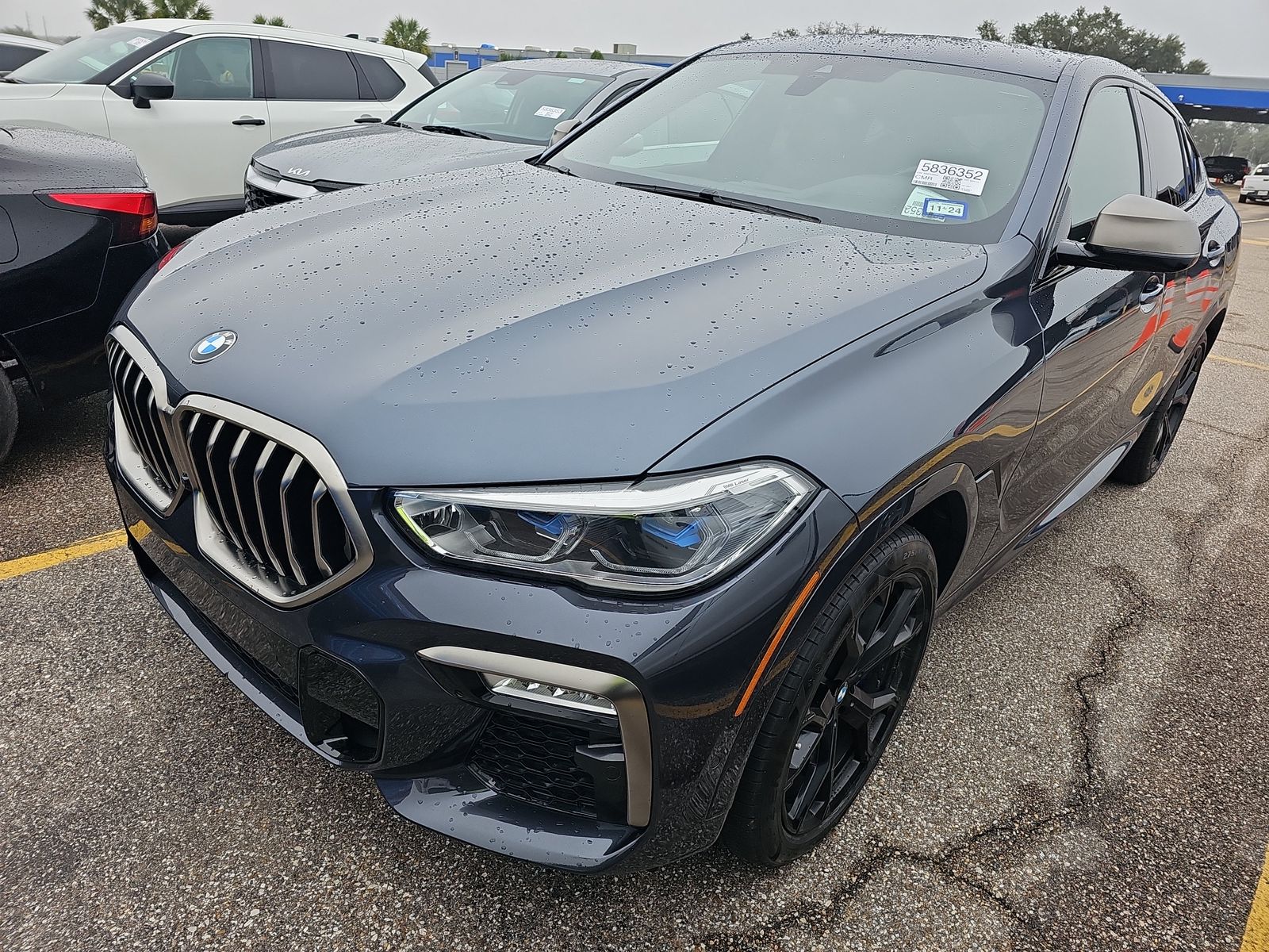 2021 BMW X6 Sports Activity Coupe M50i