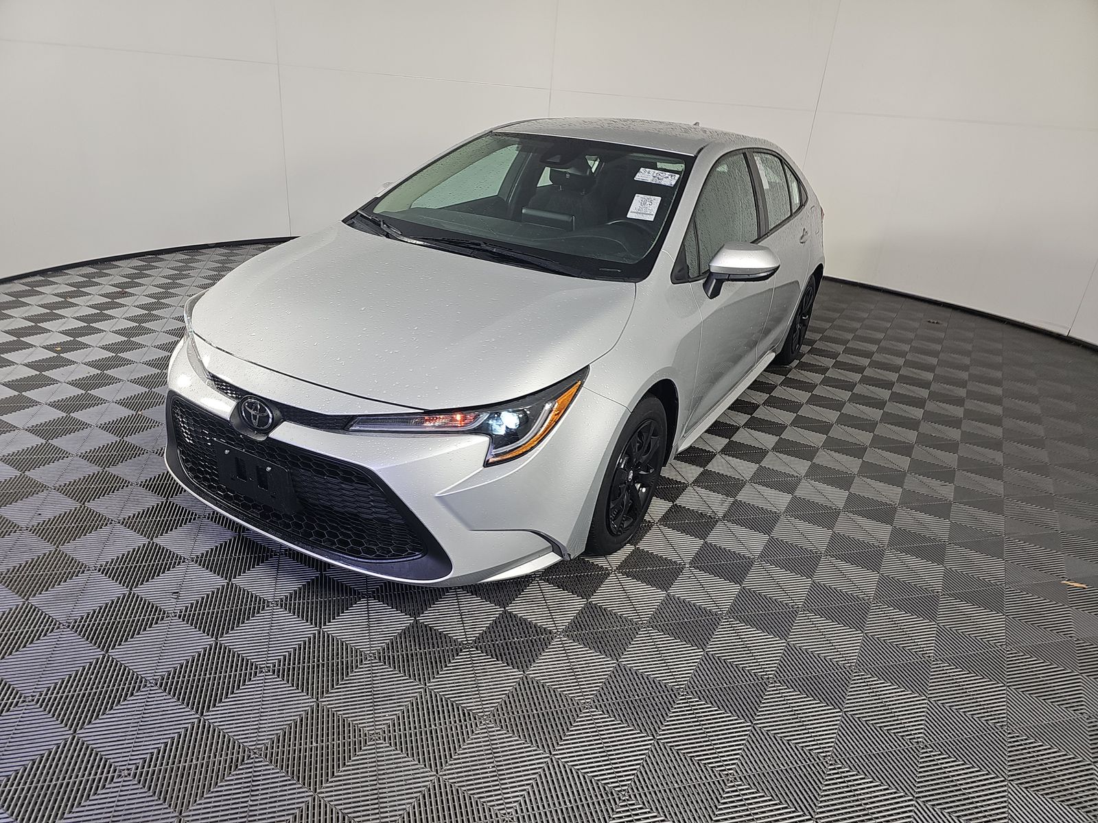 2021 Toyota Corolla LE Sedan