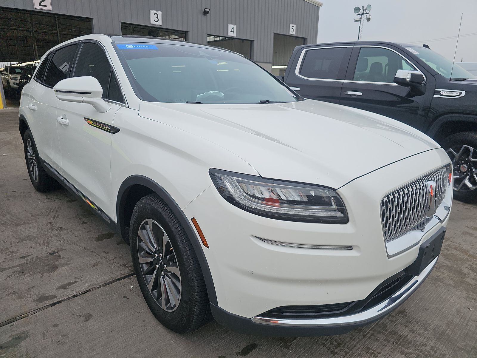 2021 Lincoln Nautilus Reserve FWD