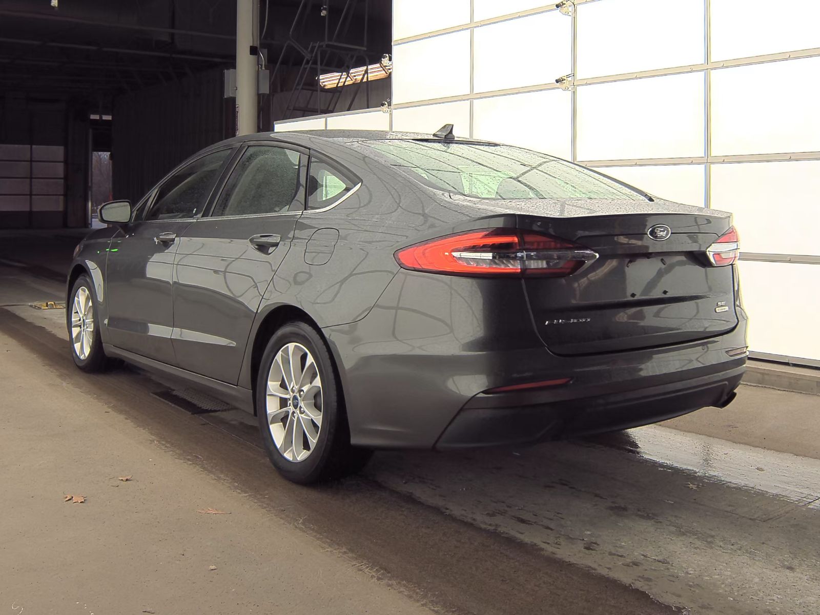 2020 Ford Fusion SE FWD