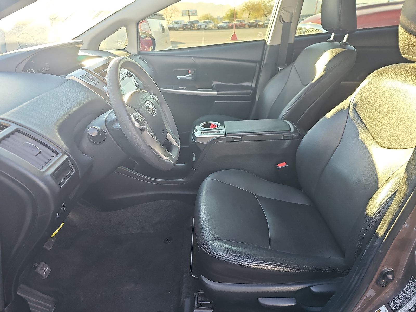 2016 Toyota Prius v Two FWD