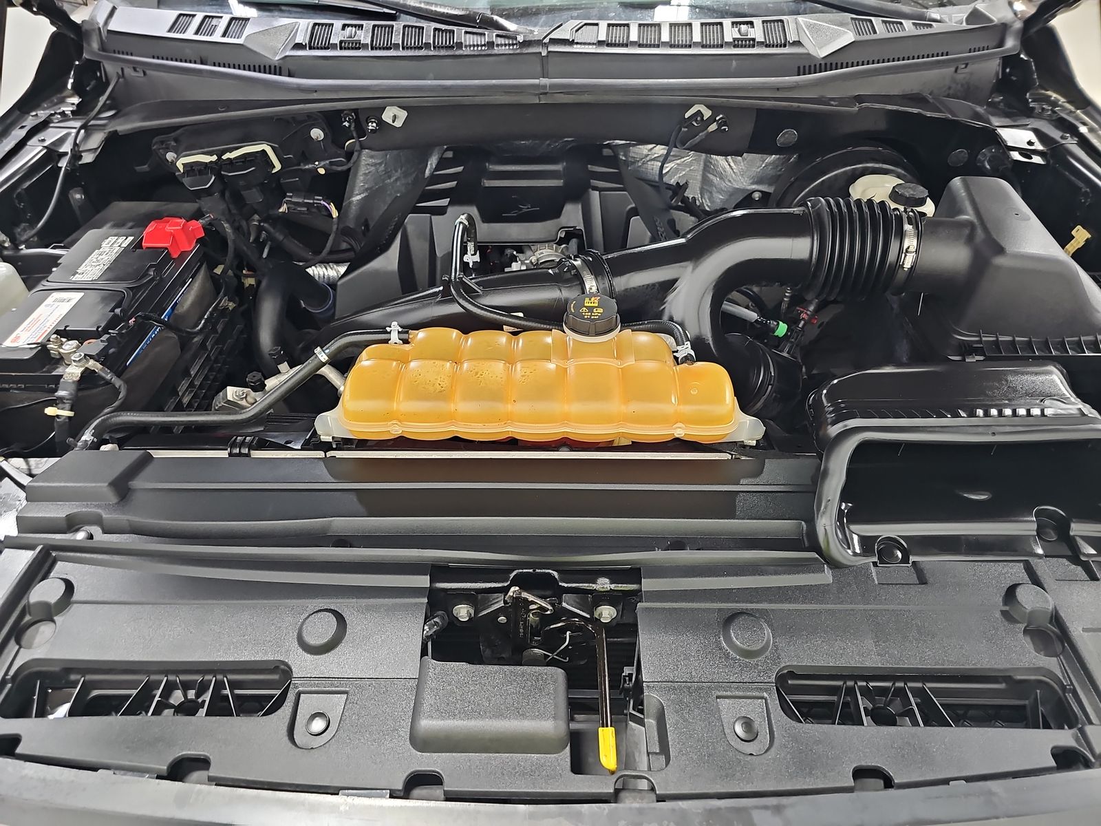 2015 Ford F-150 Lariat RWD