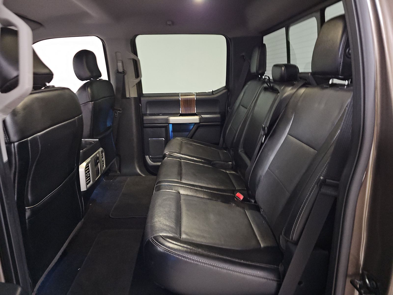 2015 Ford F-150 Lariat RWD