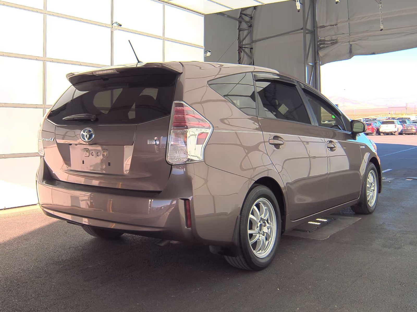 2016 Toyota Prius v Two FWD
