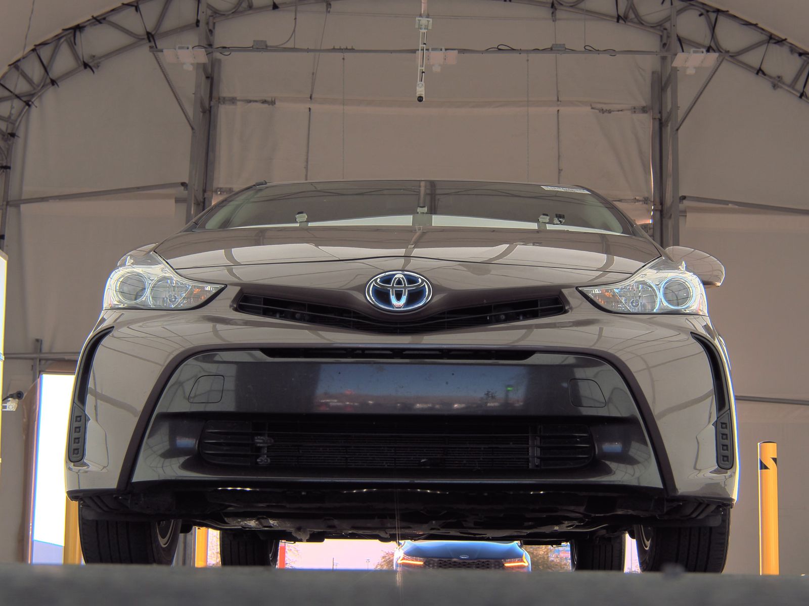 2016 Toyota Prius v Two FWD