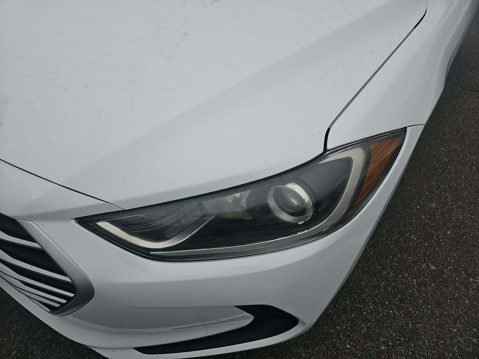 2017 Hyundai Elantra SE FWD