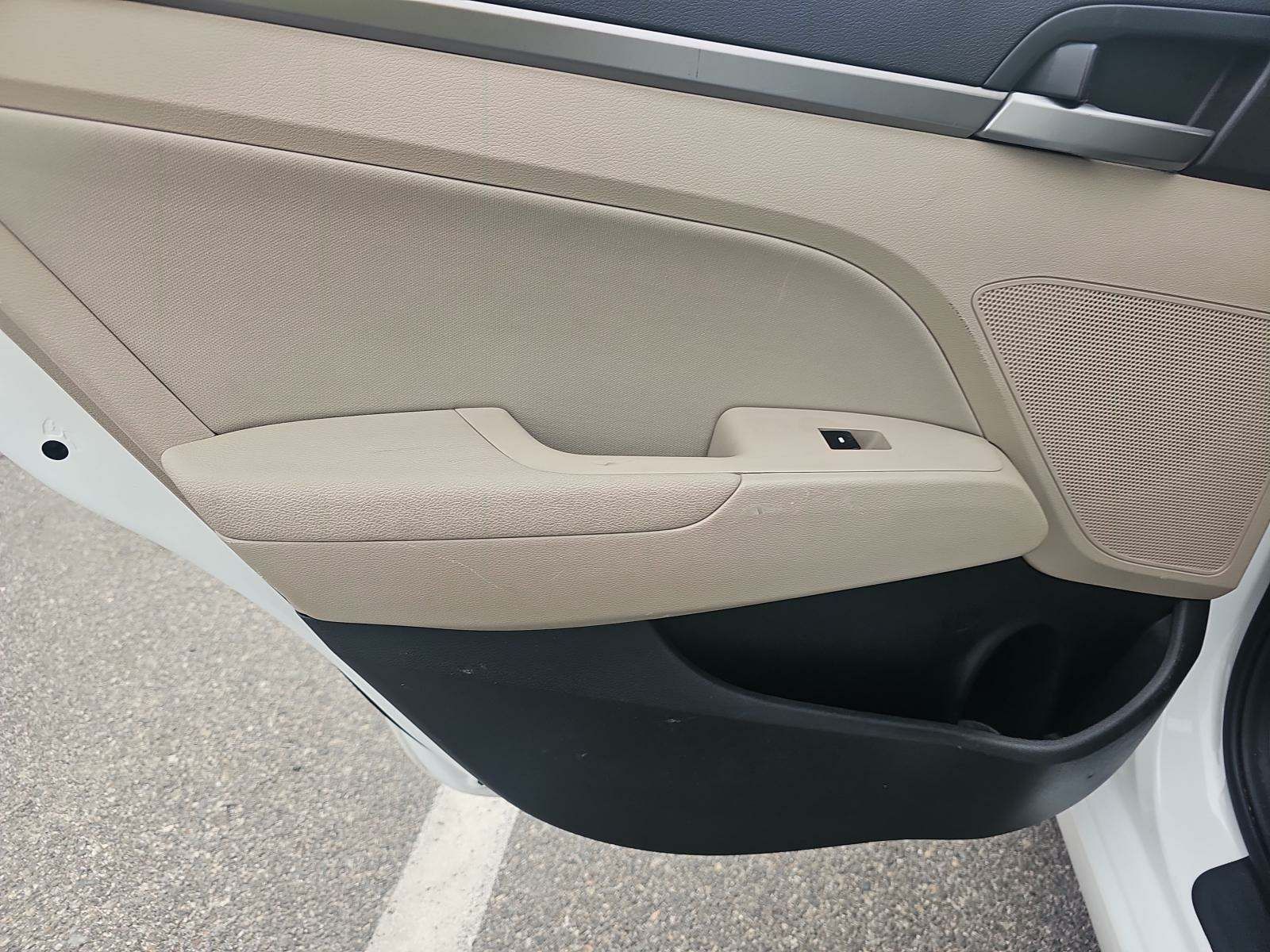2017 Hyundai Elantra SE FWD