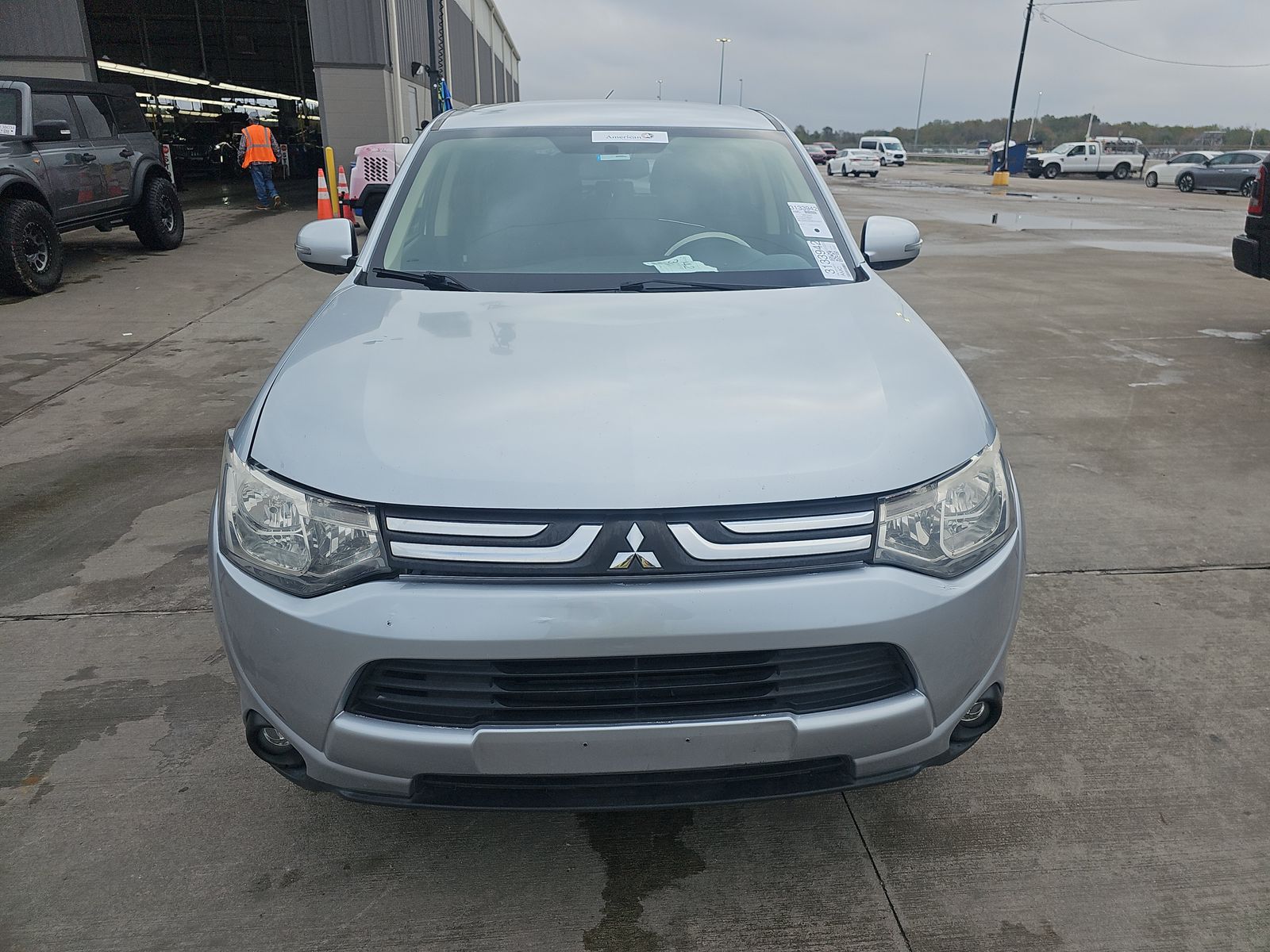 2014 Mitsubishi Outlander SE FWD