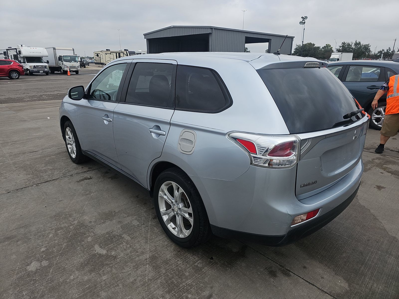 2014 Mitsubishi Outlander SE FWD