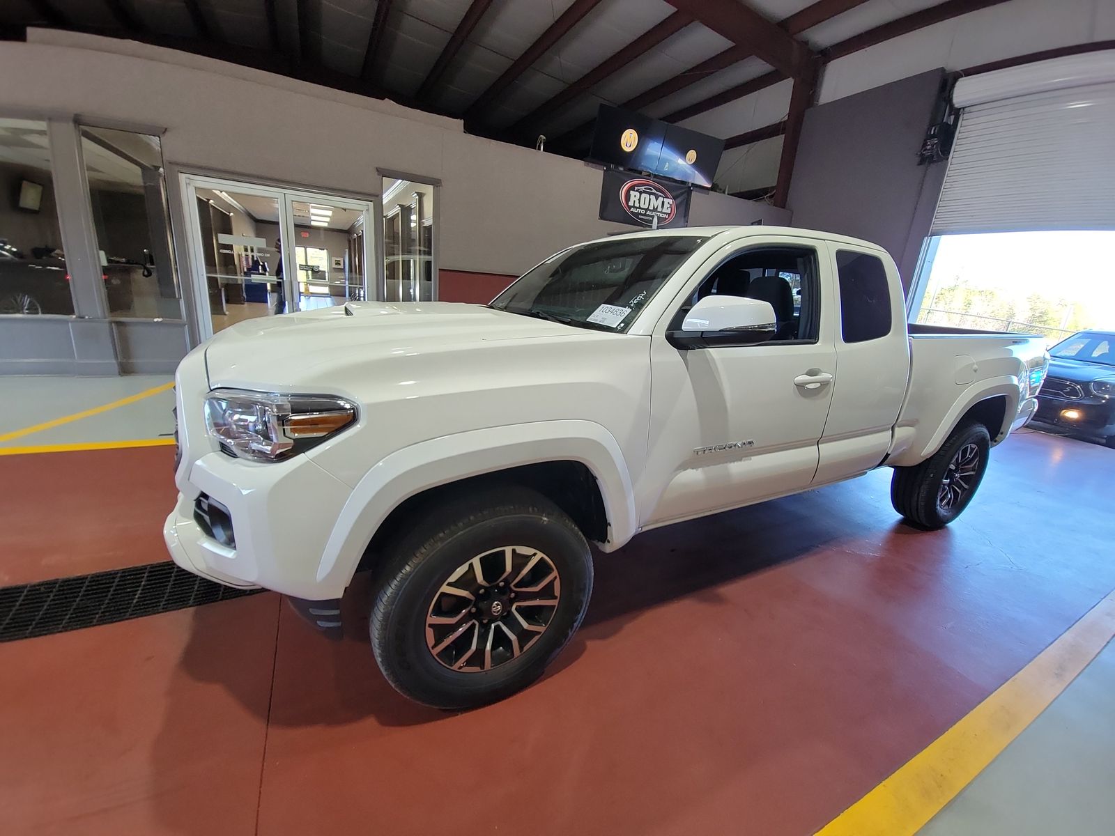 2022 Toyota Tacoma TRD Sport Extended Cab Long Bed w/Rear Doors