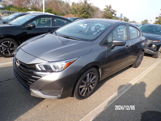 2023 Nissan Versa SV