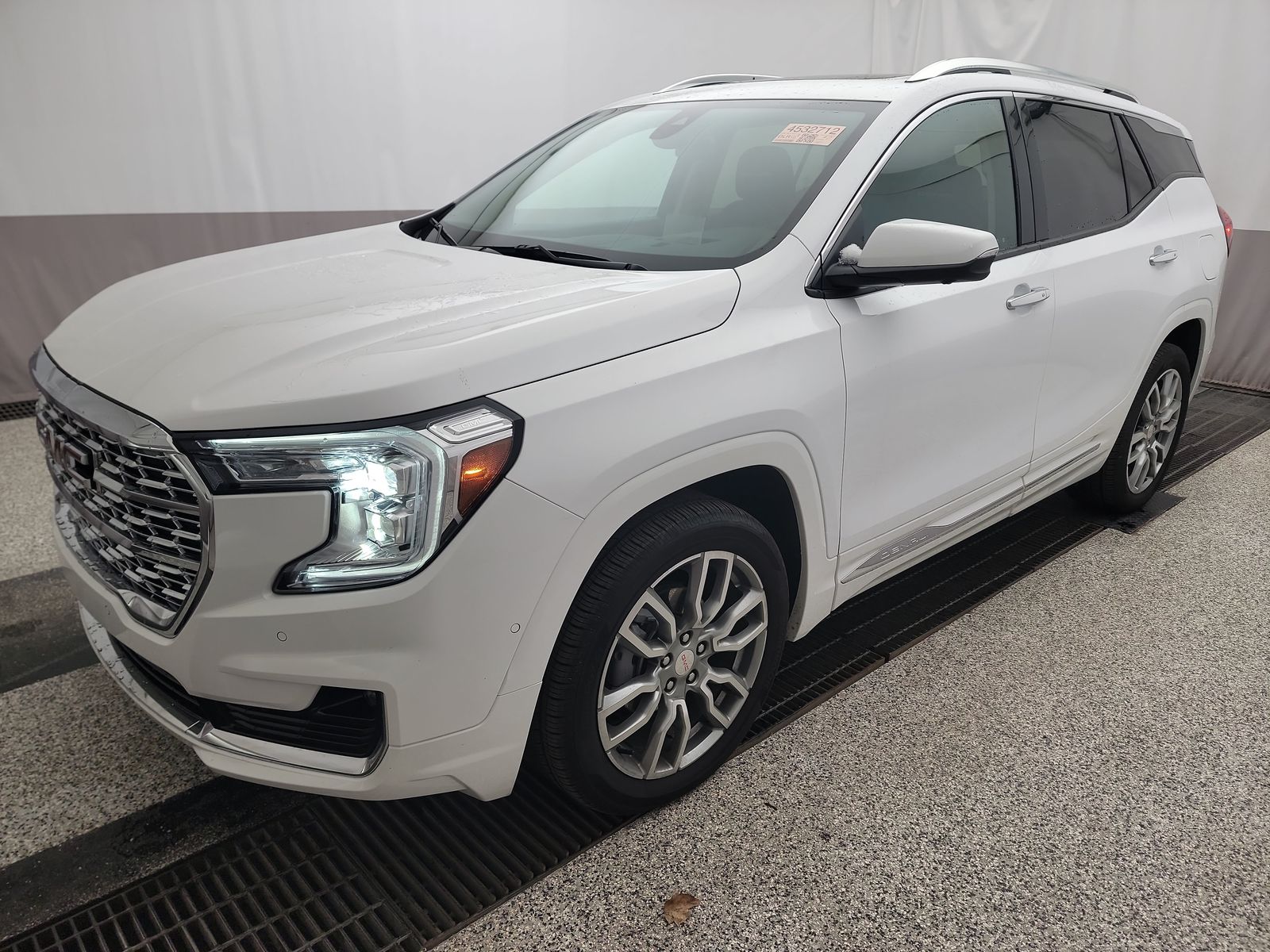 2024 GMC Terrain Denali