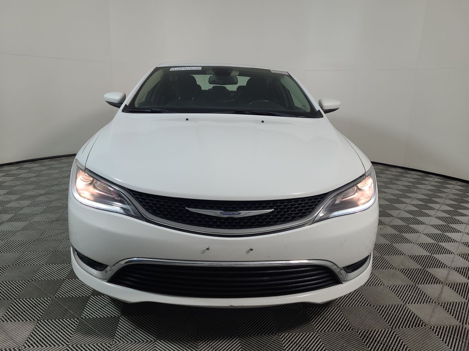 2015 Chrysler 200 Limited FWD