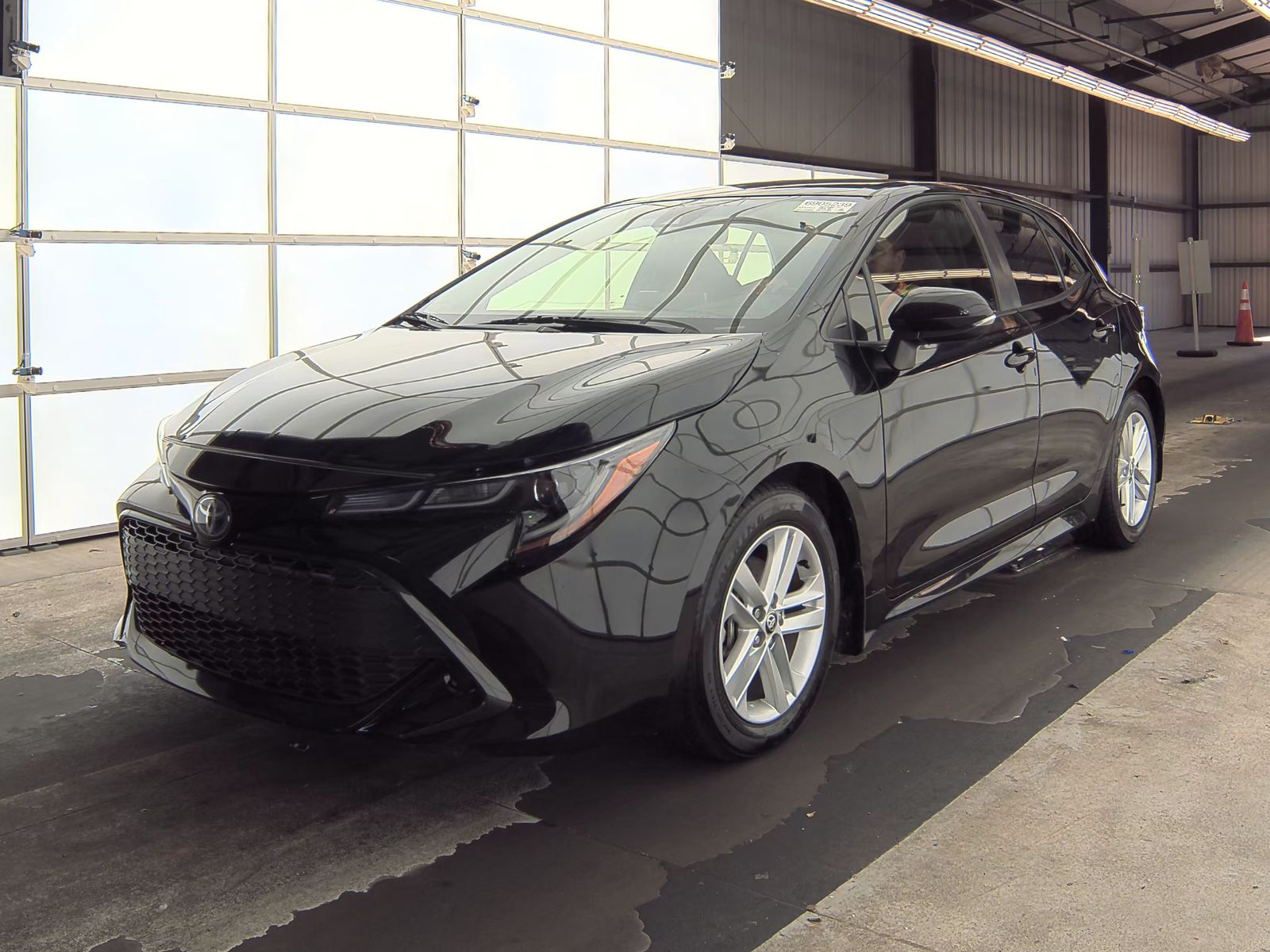 2021 Toyota Corolla Hatchback SE