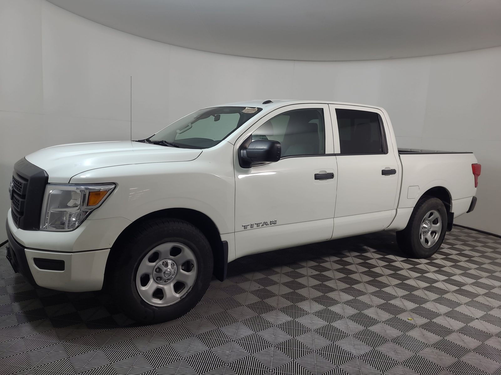 2021 Nissan TITAN S Crew Cab Extra Short Bed