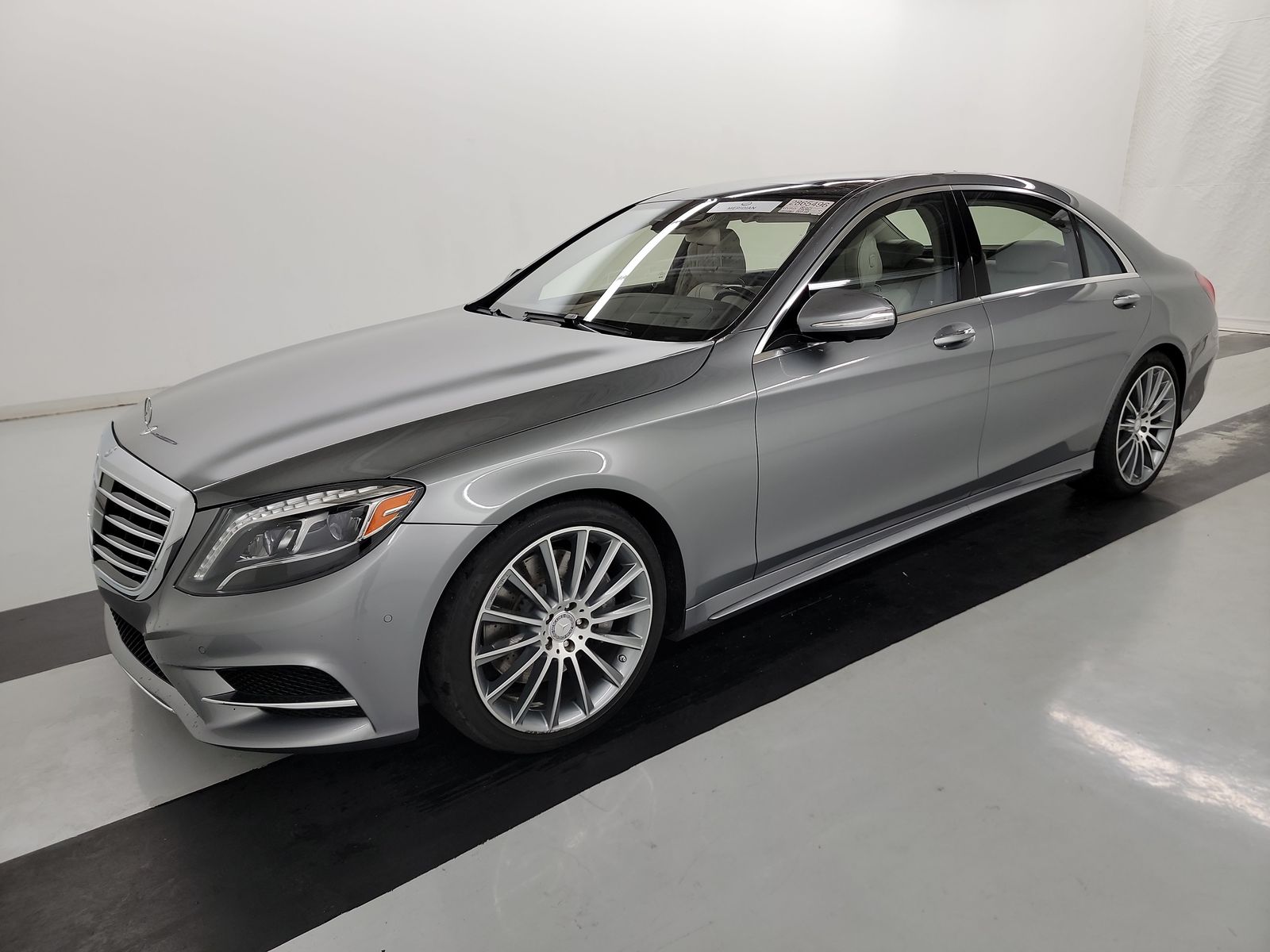 2015 Mercedes-Benz S 550 Sedan