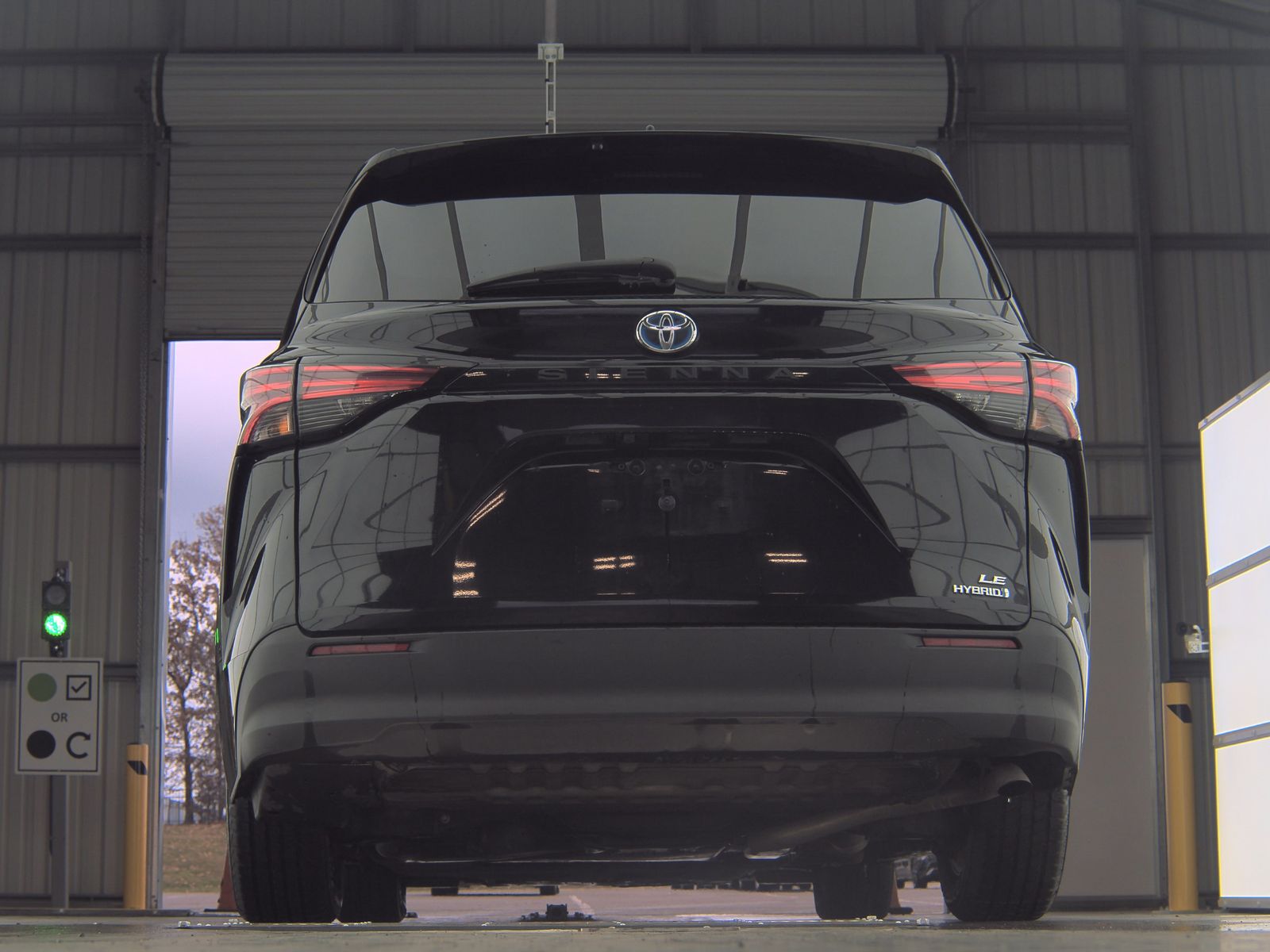 2022 Toyota Sienna LE FWD