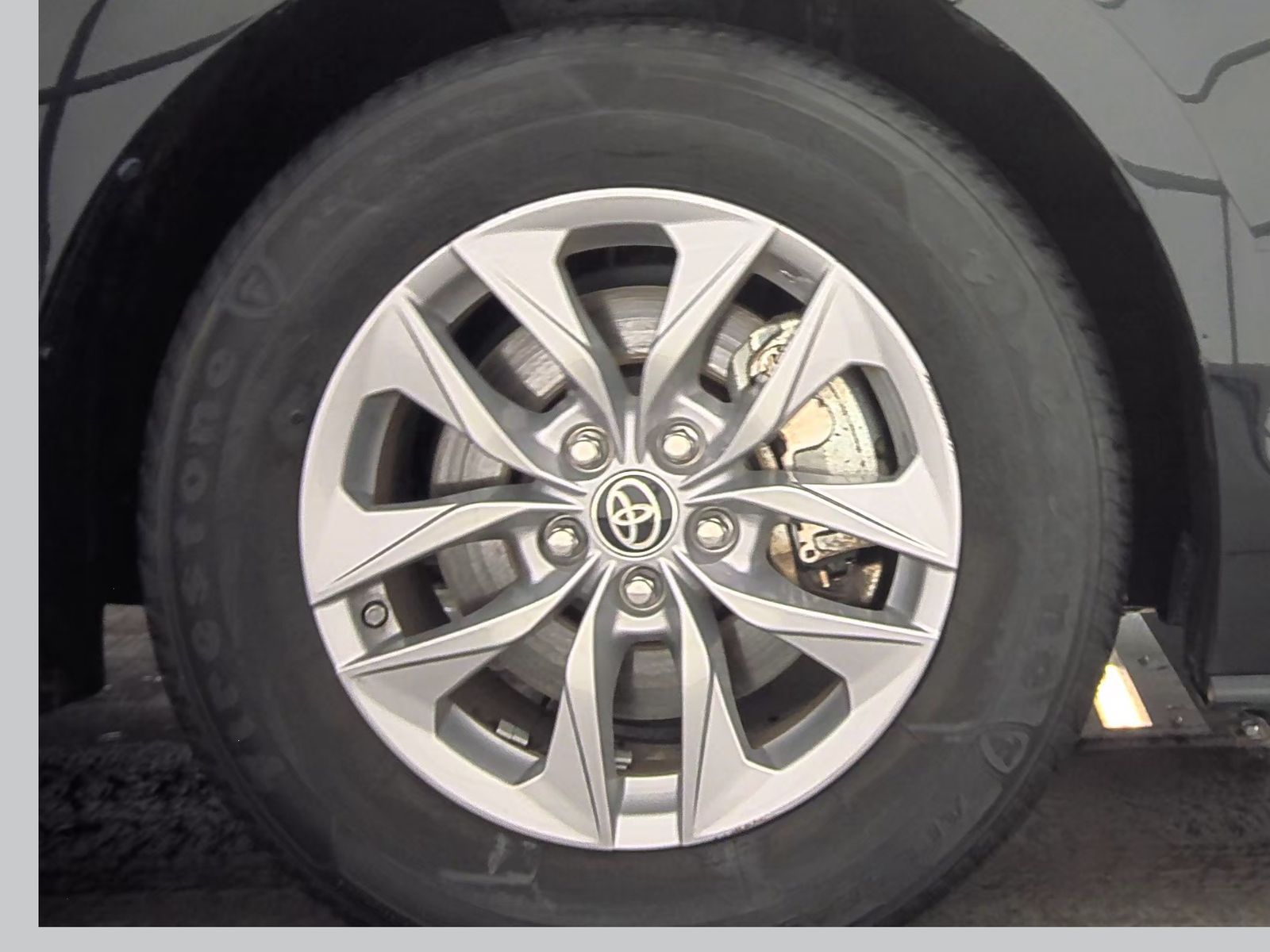 2022 Toyota Sienna LE FWD