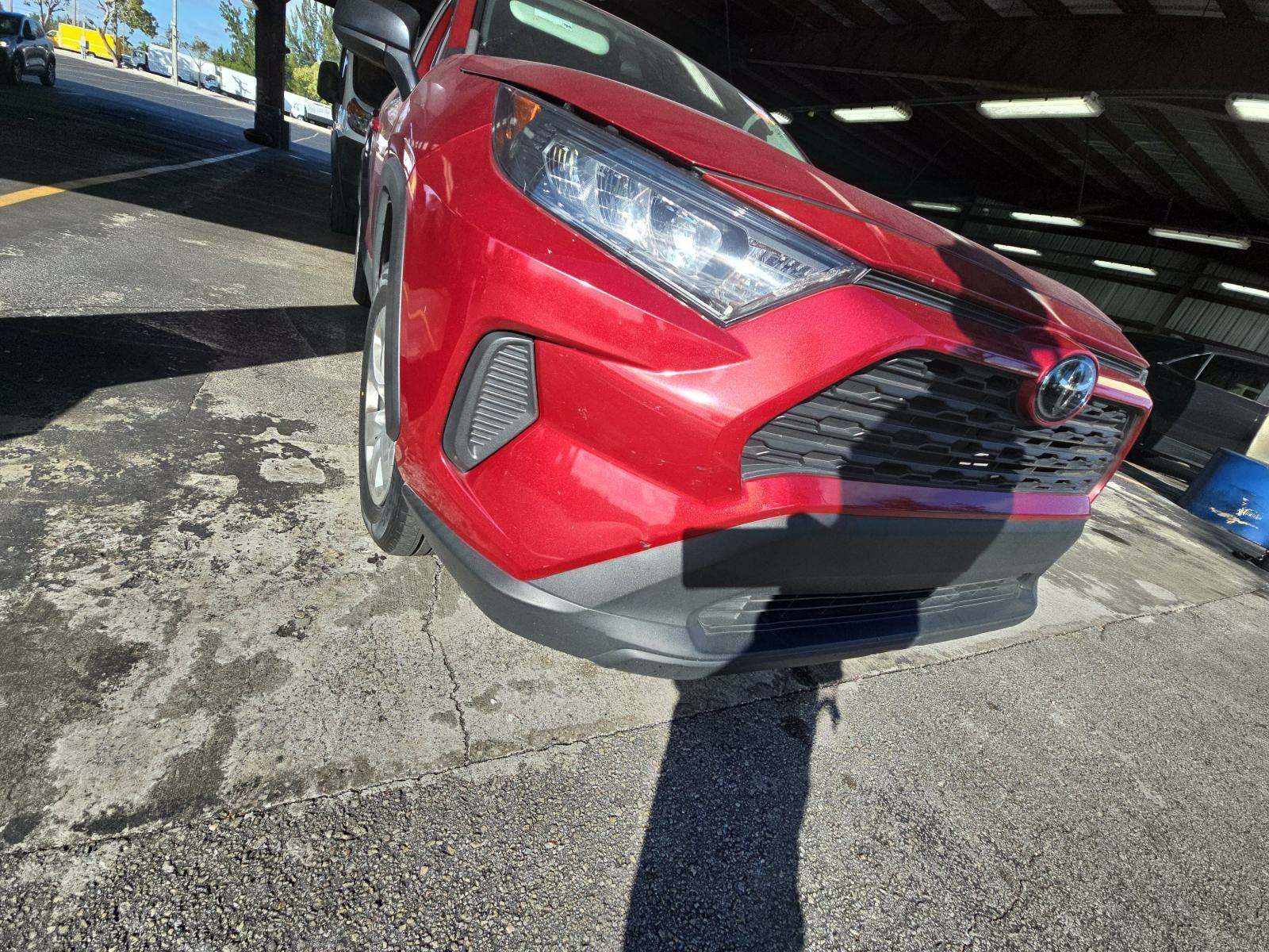 2022 Toyota RAV4 LE AWD