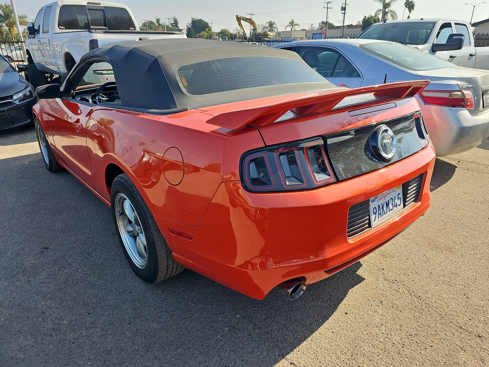 2014 Ford Mustang V6 Premium RWD