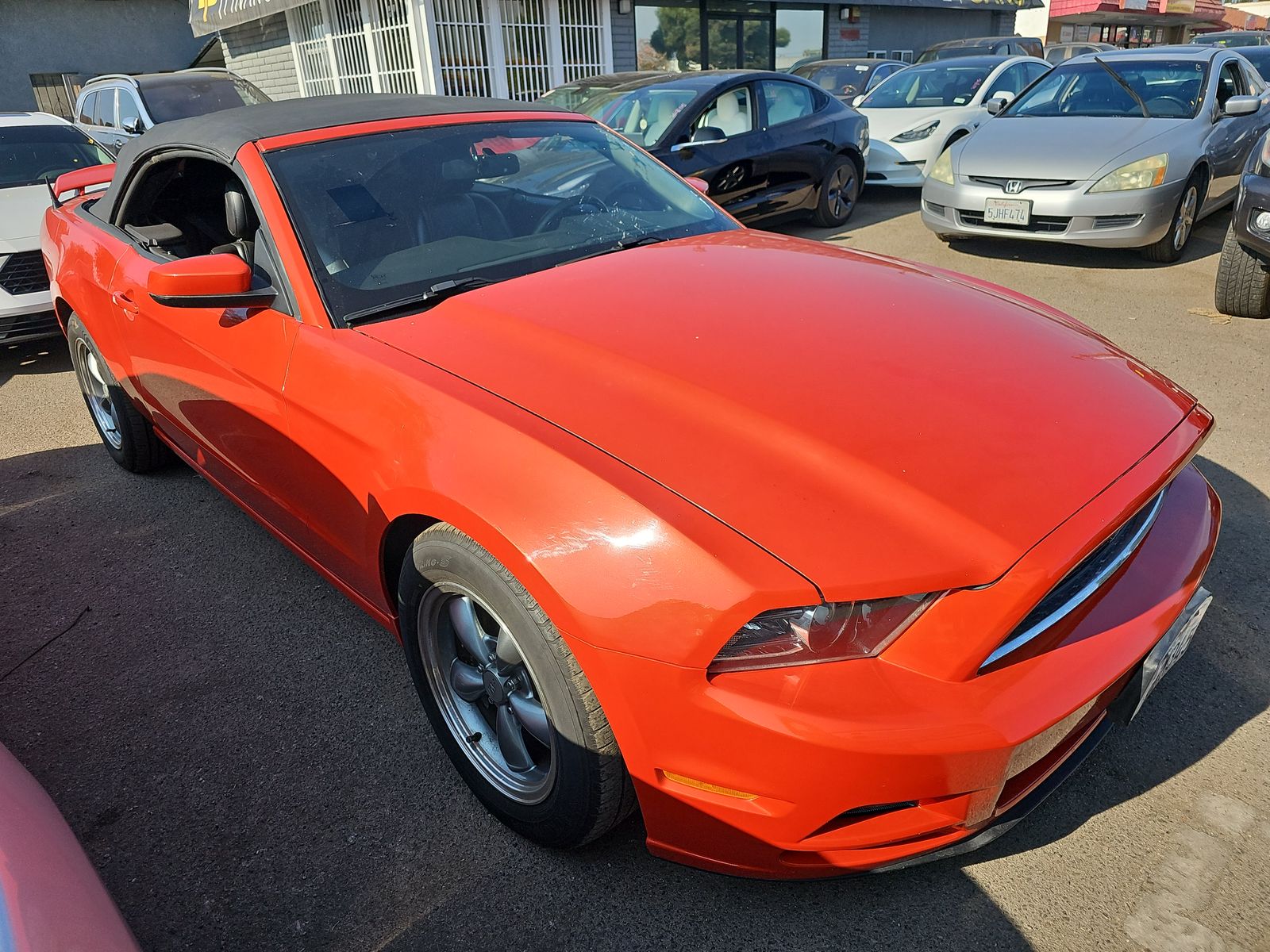 2014 Ford Mustang V6 Premium RWD