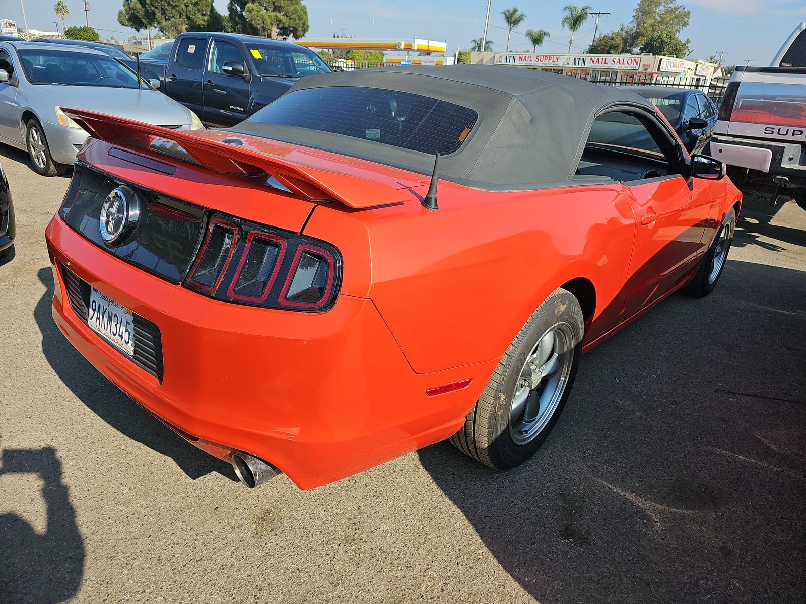 2014 Ford Mustang V6 Premium RWD