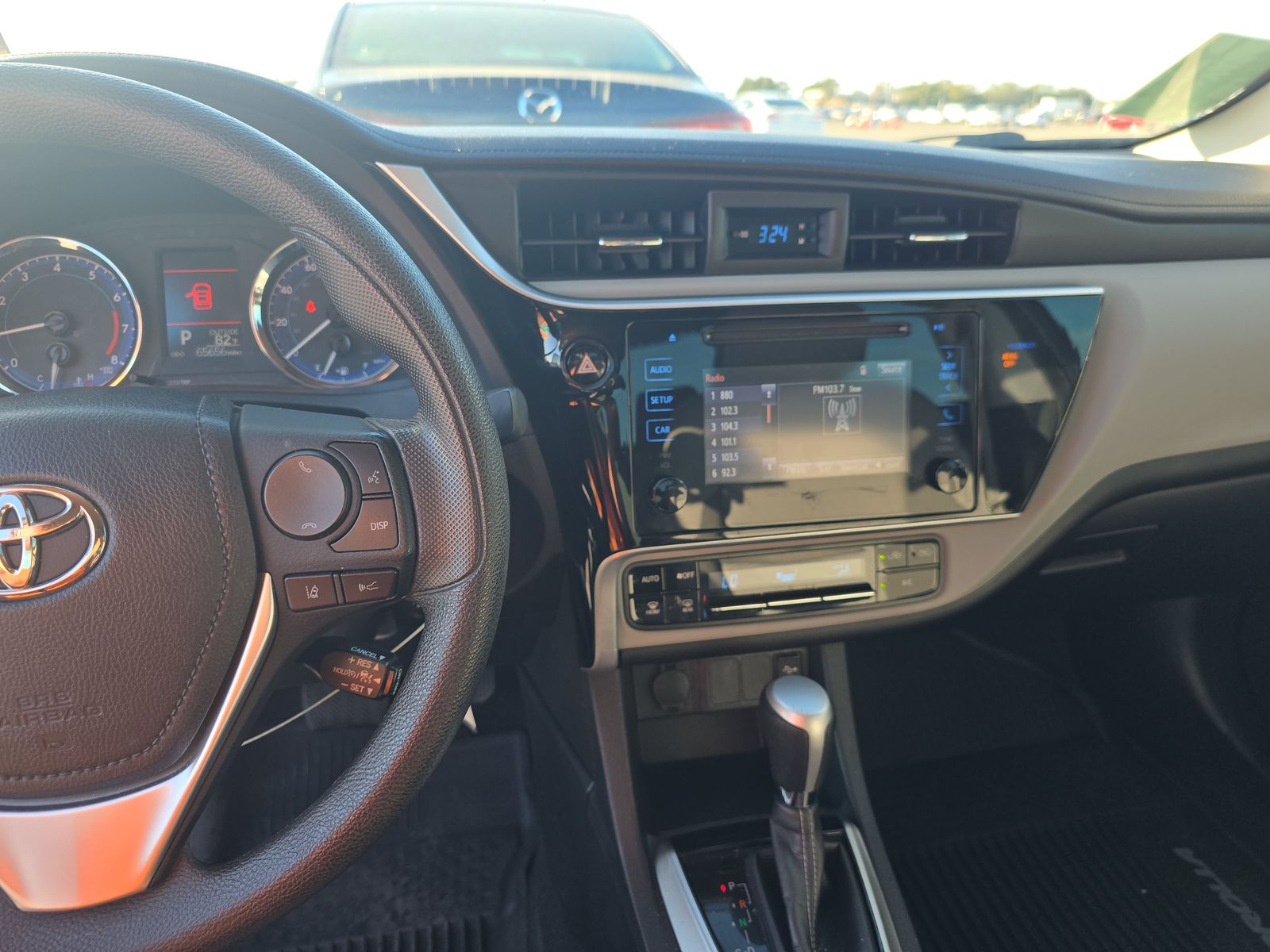 2018 Toyota Corolla LE FWD