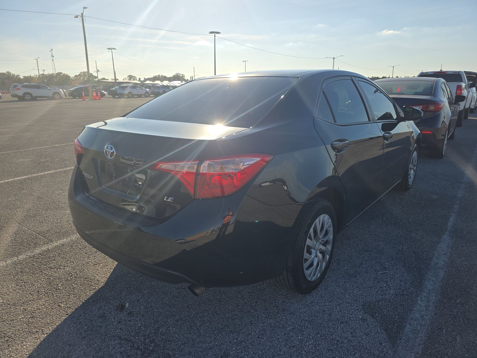 2018 Toyota Corolla LE FWD