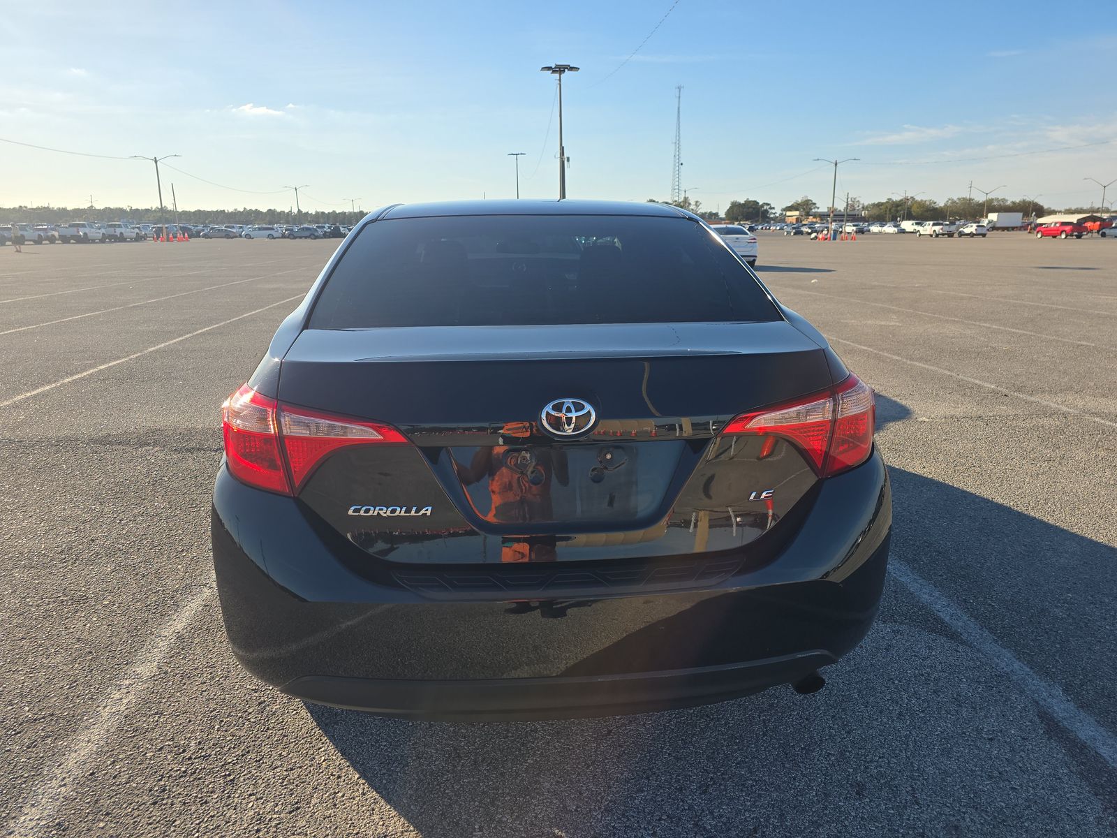 2018 Toyota Corolla LE FWD