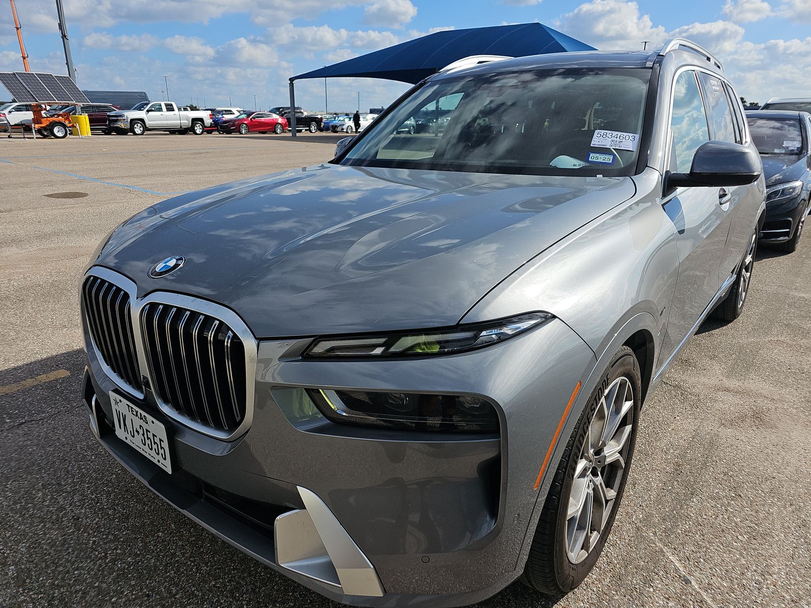 2025 BMW X7 xDrive40i