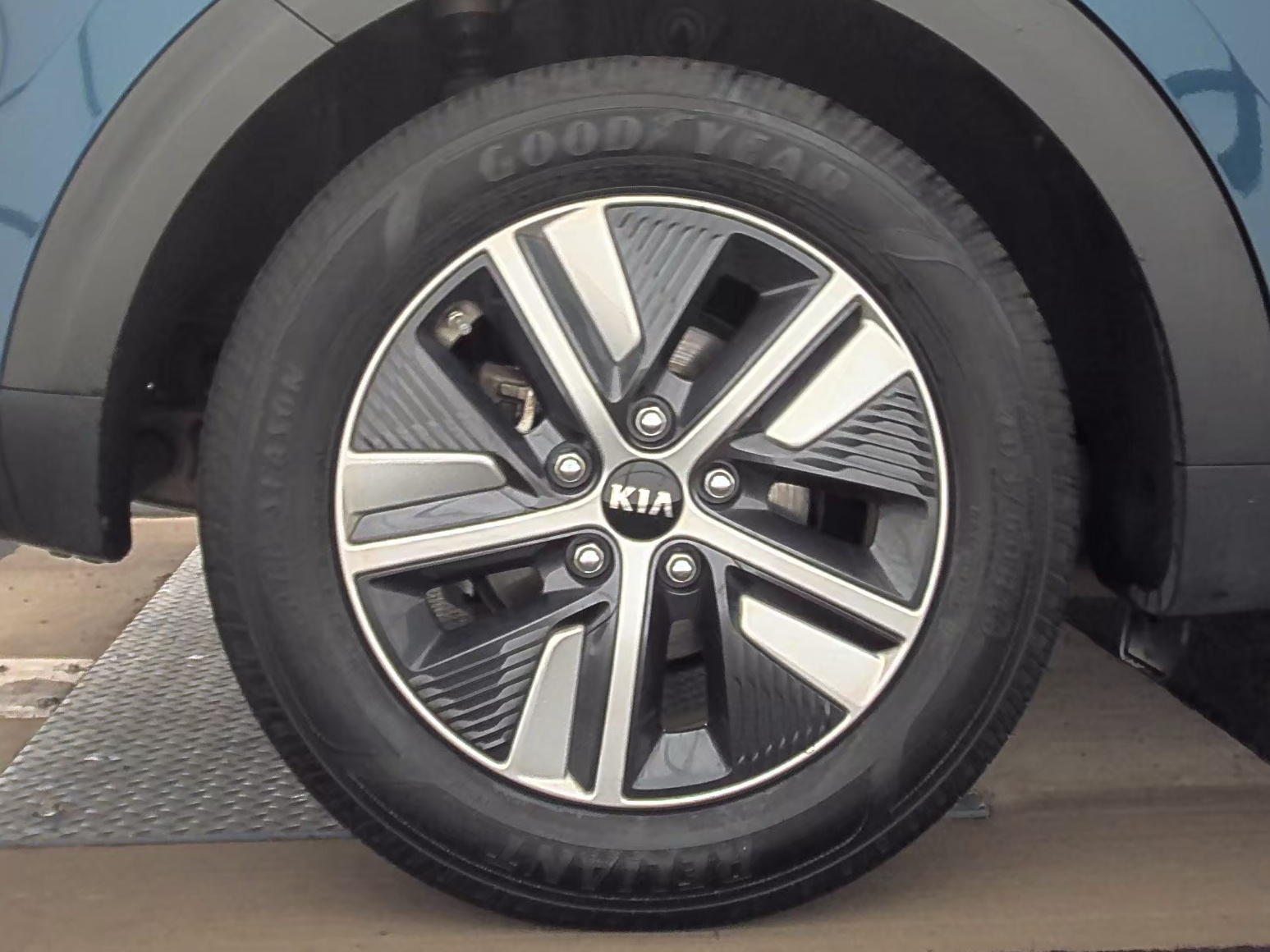 2020 Kia Niro LXS FWD