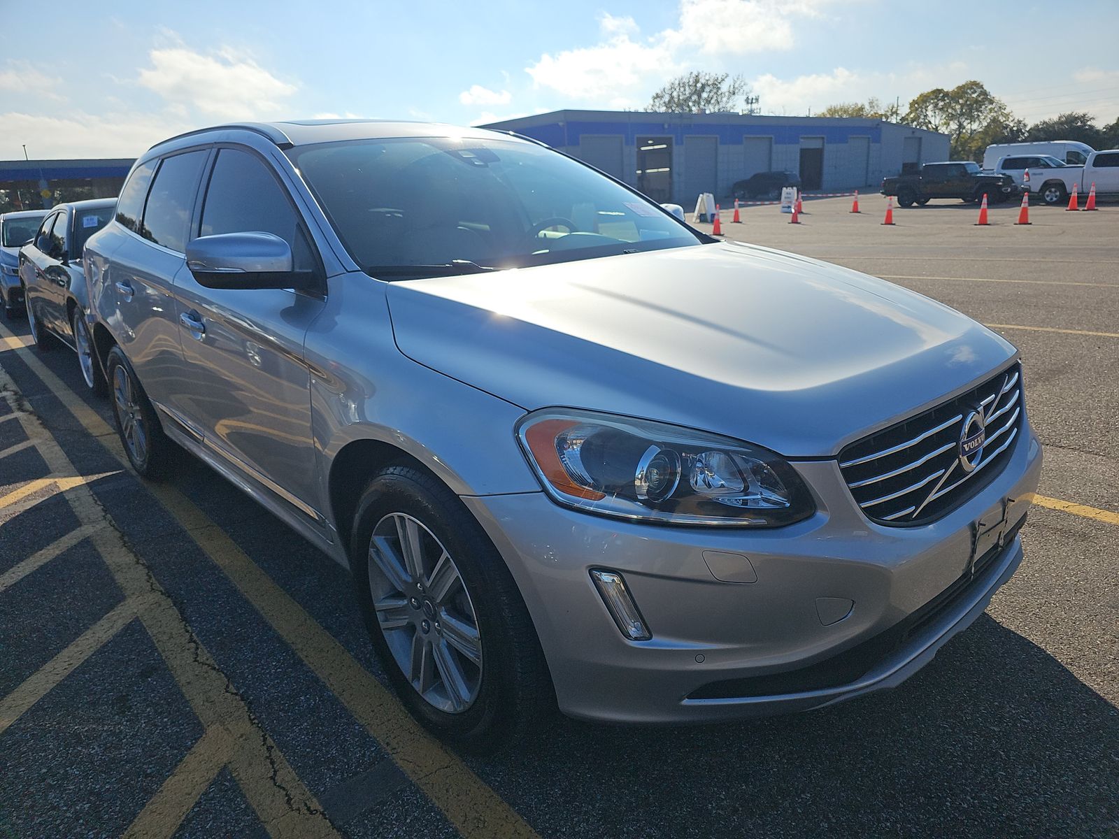 2017 Volvo XC60 T5 Inscription FWD