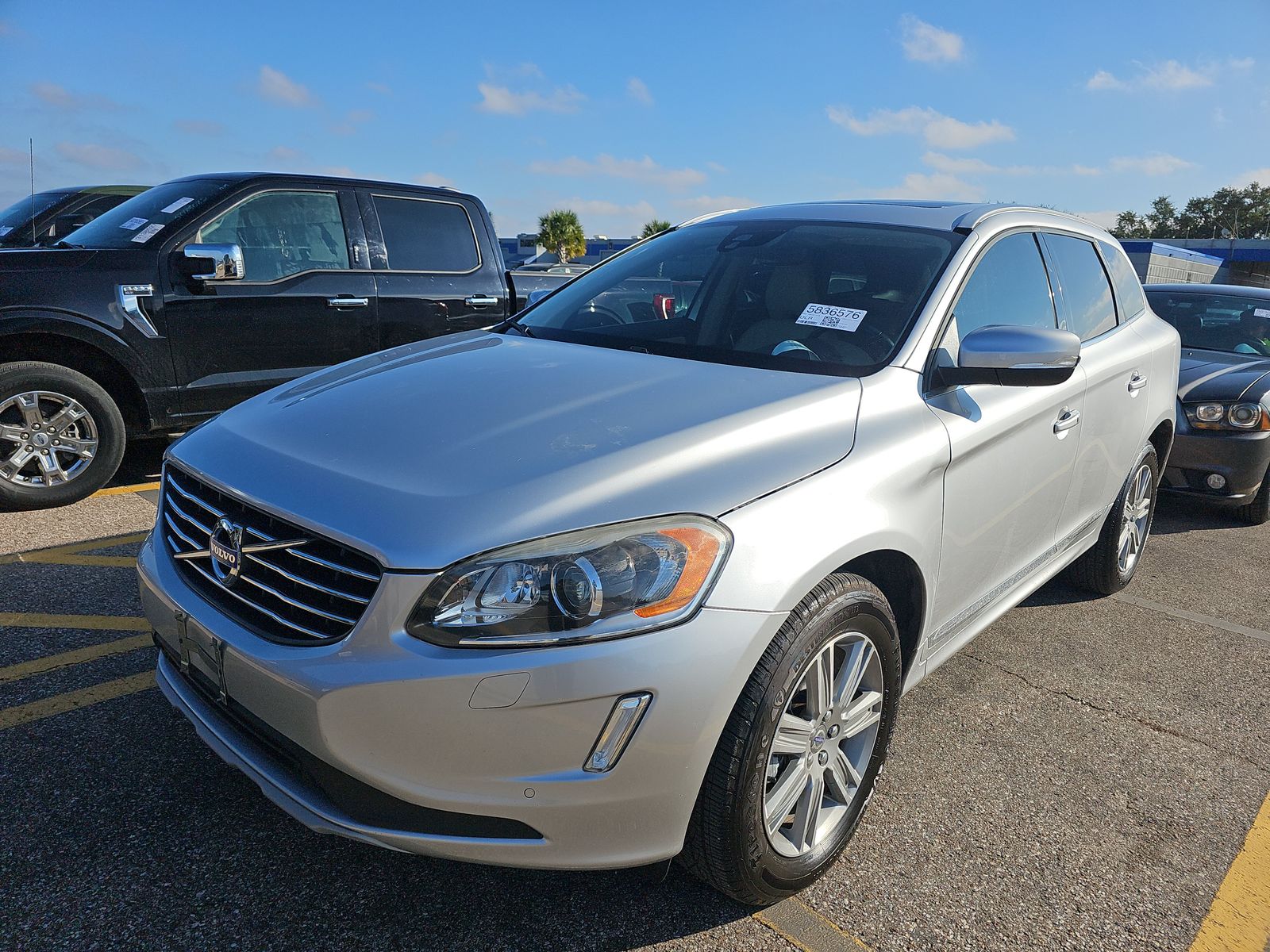 2017 Volvo XC60 T5 Inscription FWD