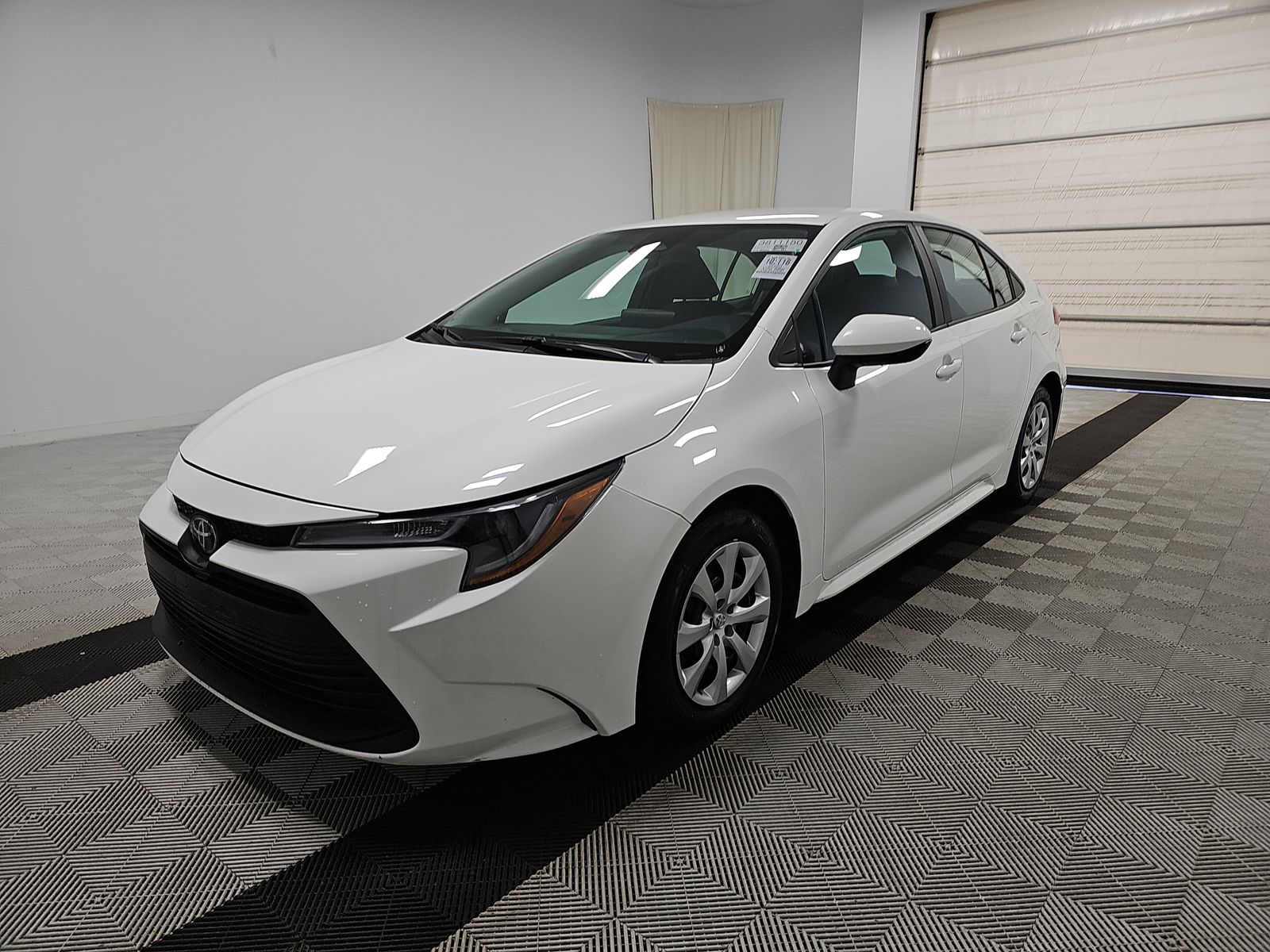 2023 Toyota Corolla LE Sedan