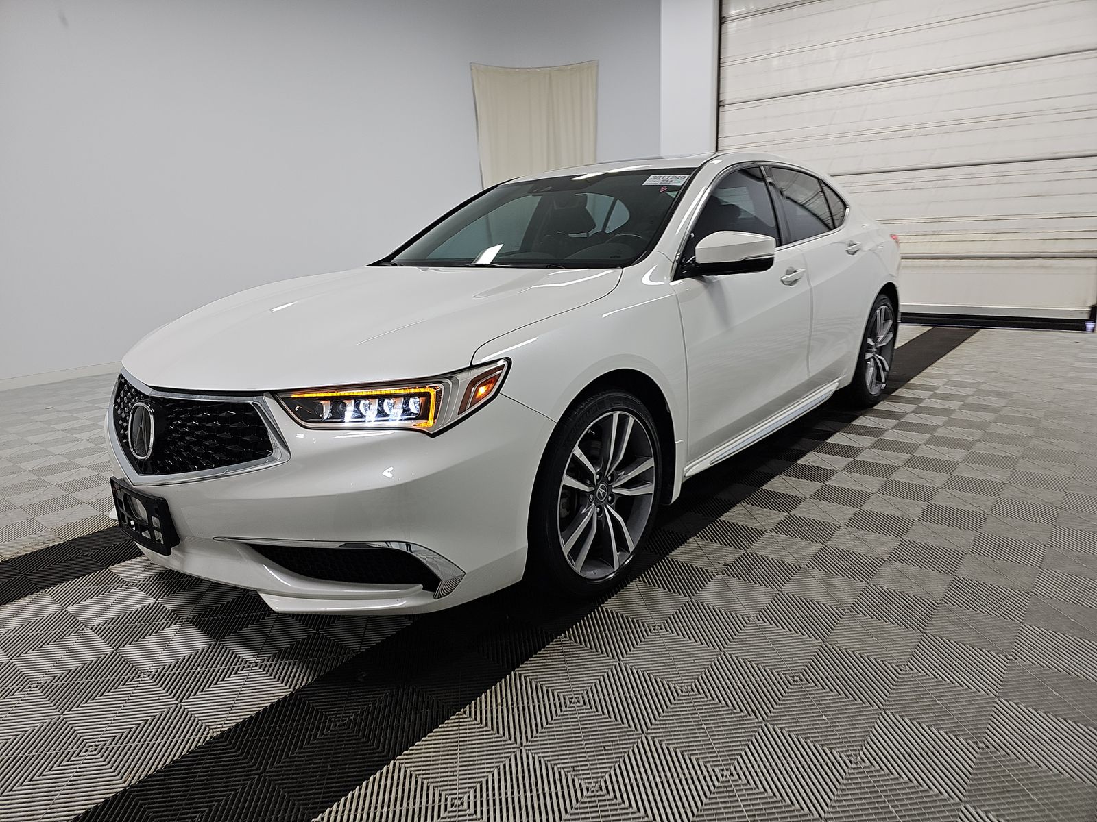 2019 Acura TLX w/Technology Pkg