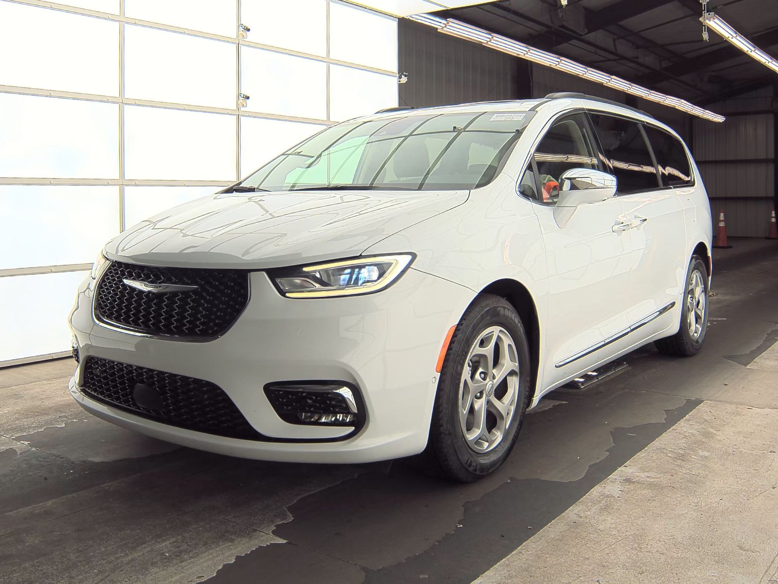 2022 Chrysler Pacifica Limited 121.6