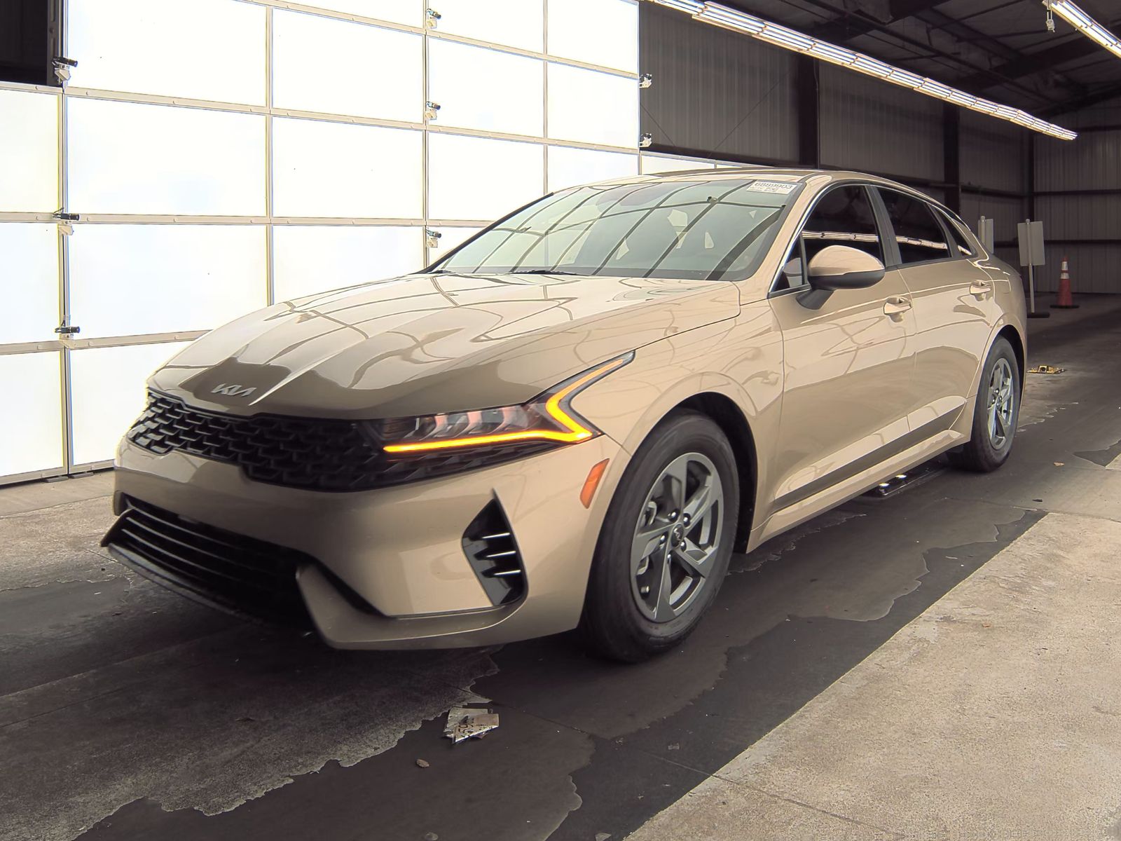 2022 Kia K5 LXS