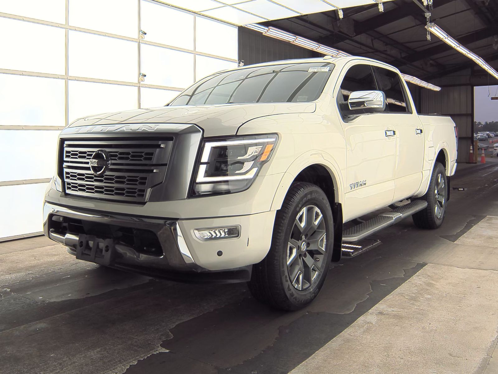 2021 Nissan TITAN Platinum Reserve Crew Cab Extra Short Bed