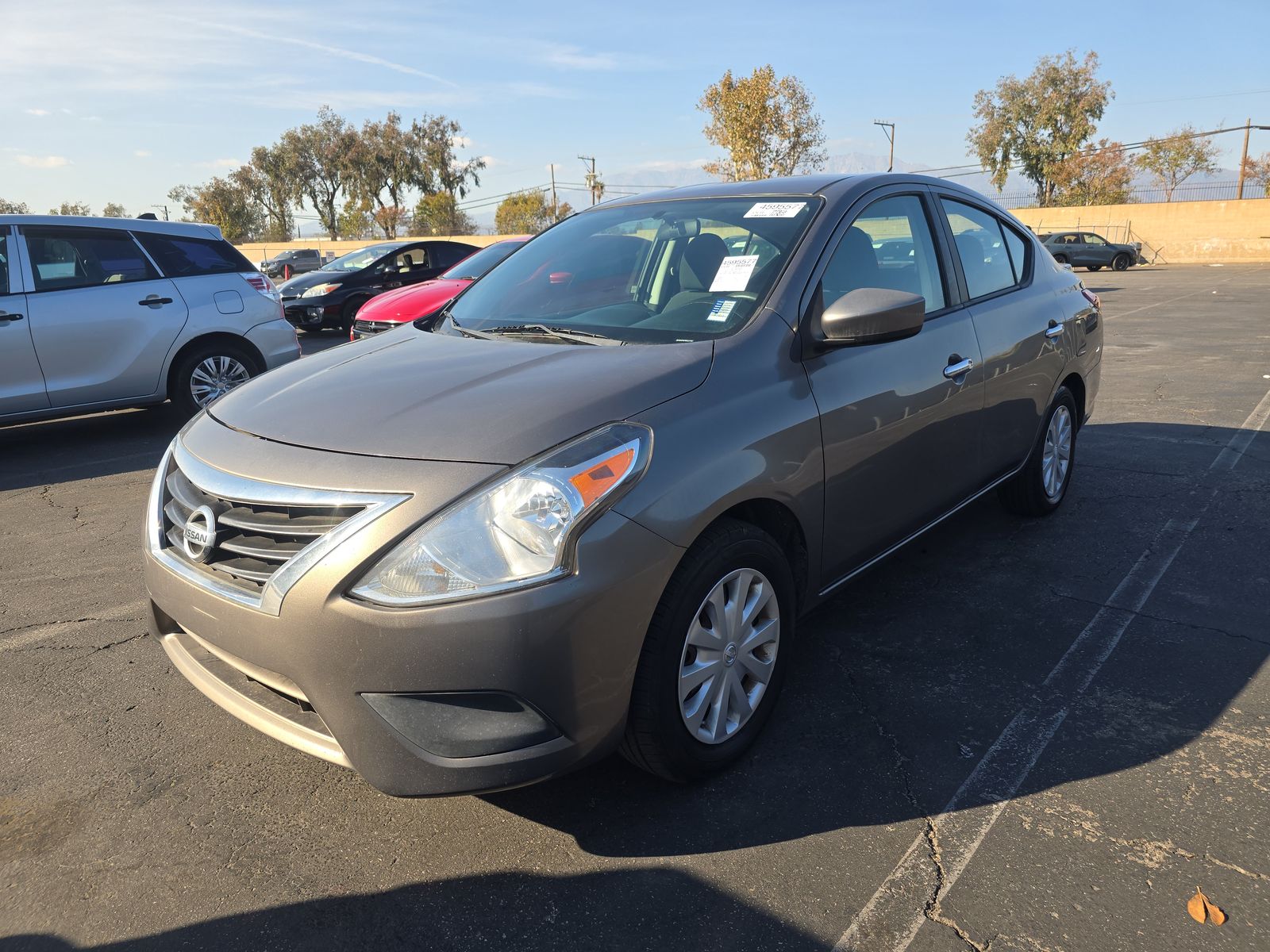 2016 Nissan Versa SV