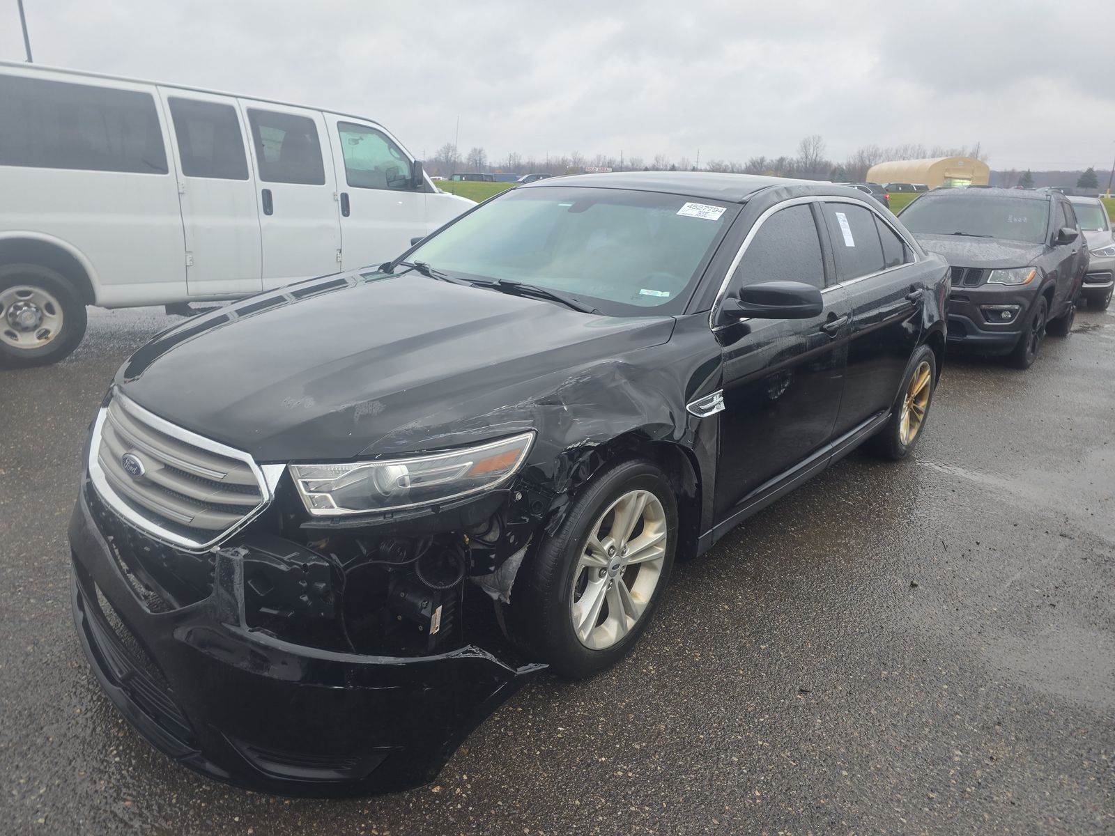 2018 Ford Taurus SE