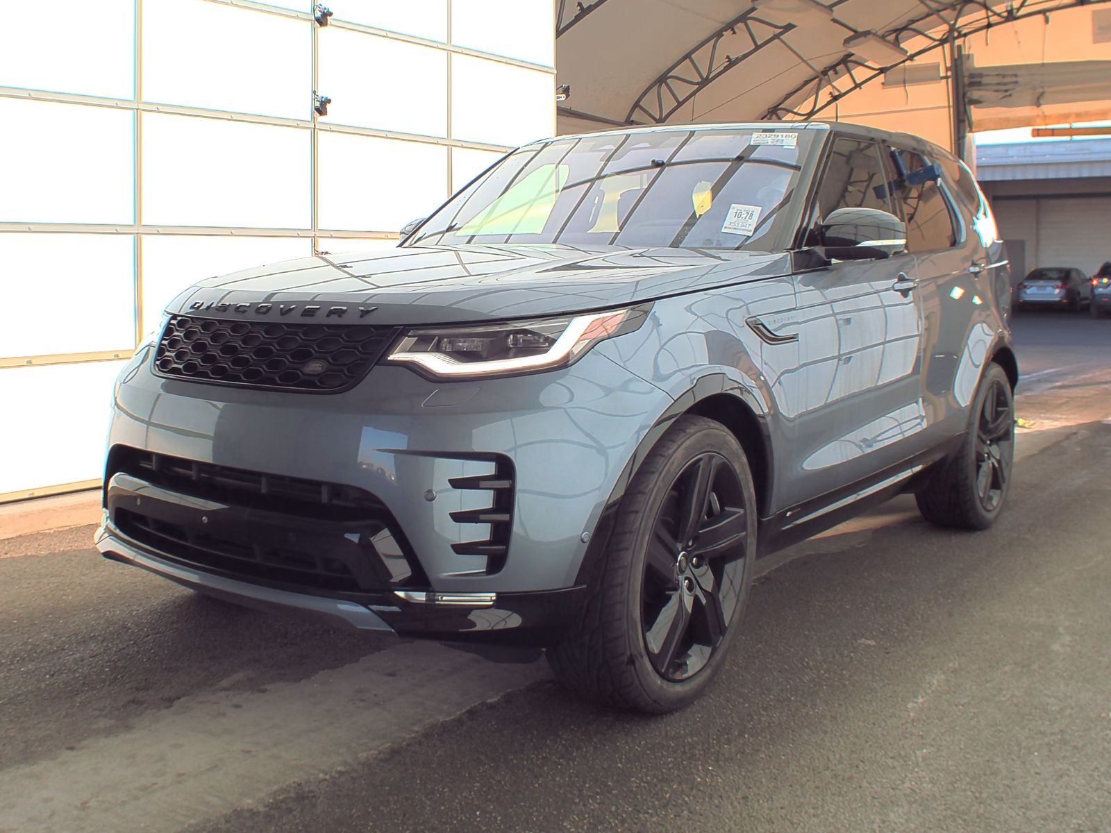 2022 Land Rover Discovery HSE R-Dynamic