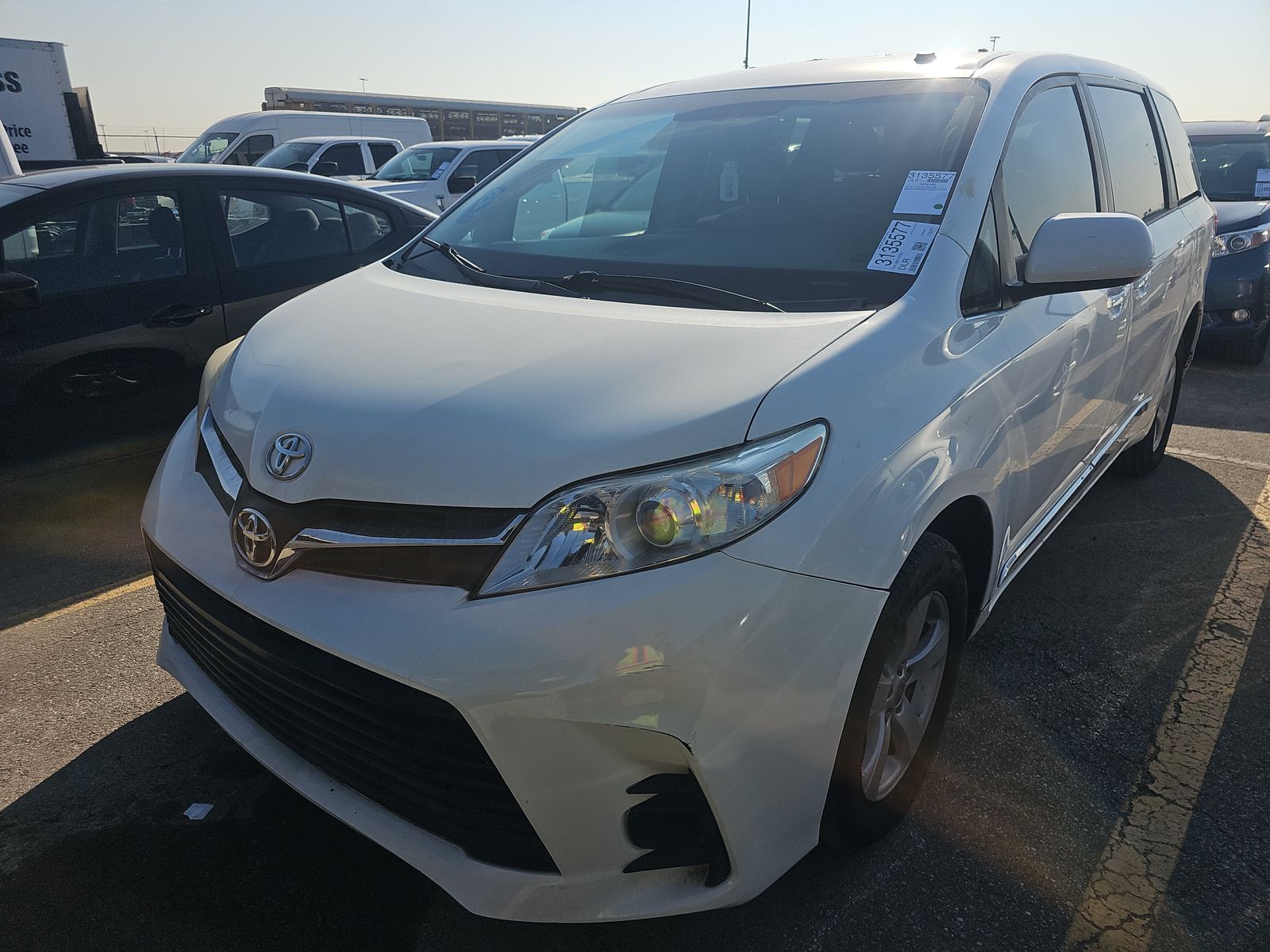 2016 Toyota Sienna LE 8-Passenger 119.3