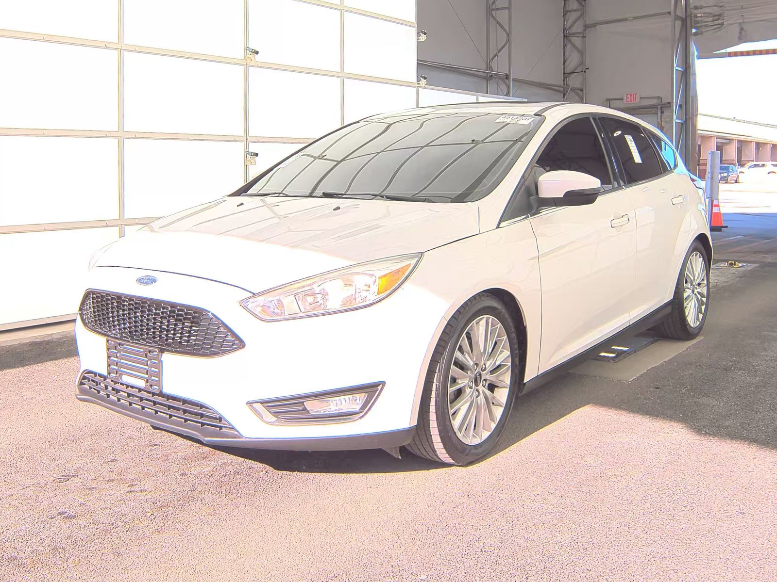 2017 Ford Focus Titanium Hatchback