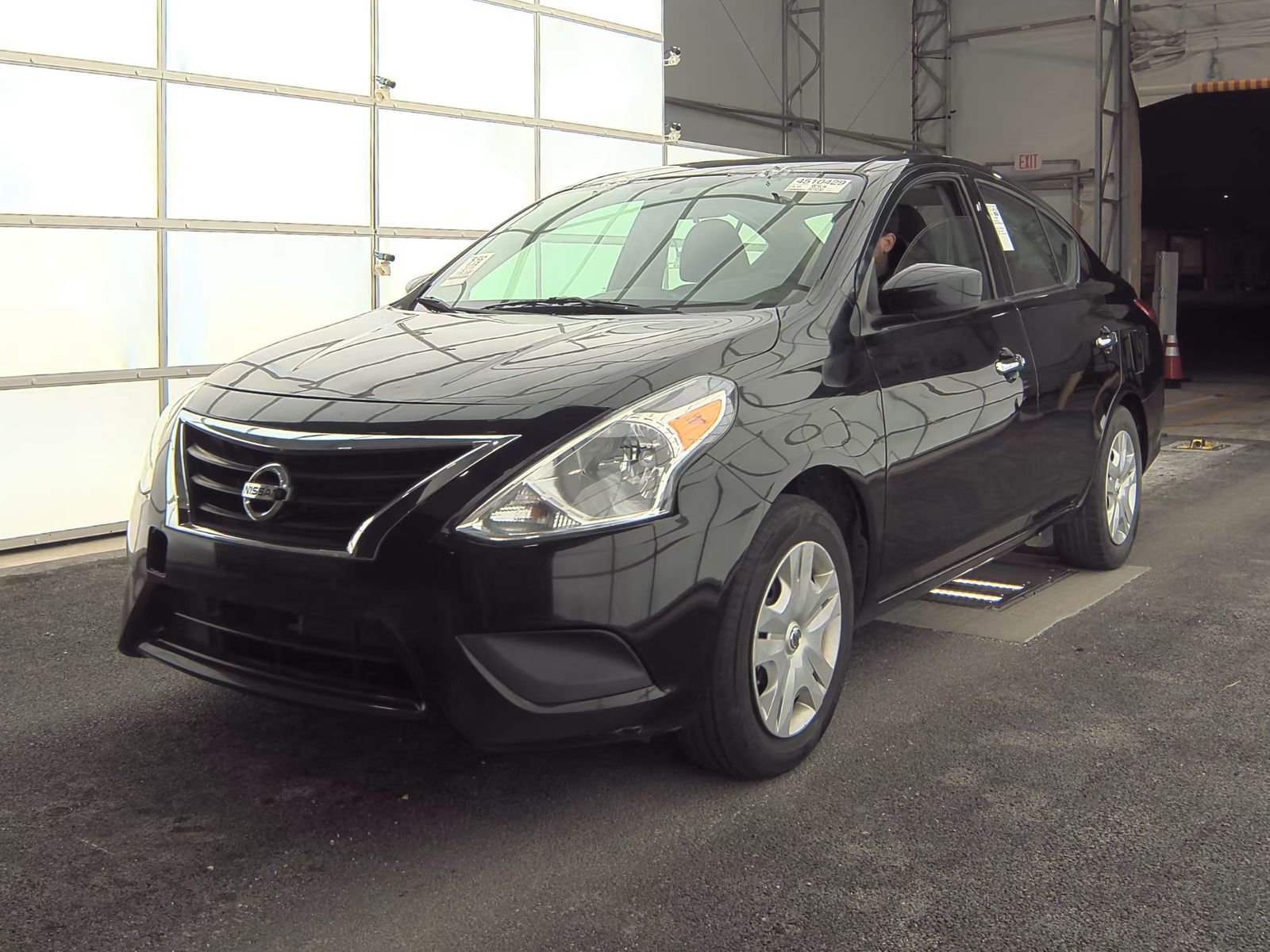 2019 Nissan Versa Sedan SV