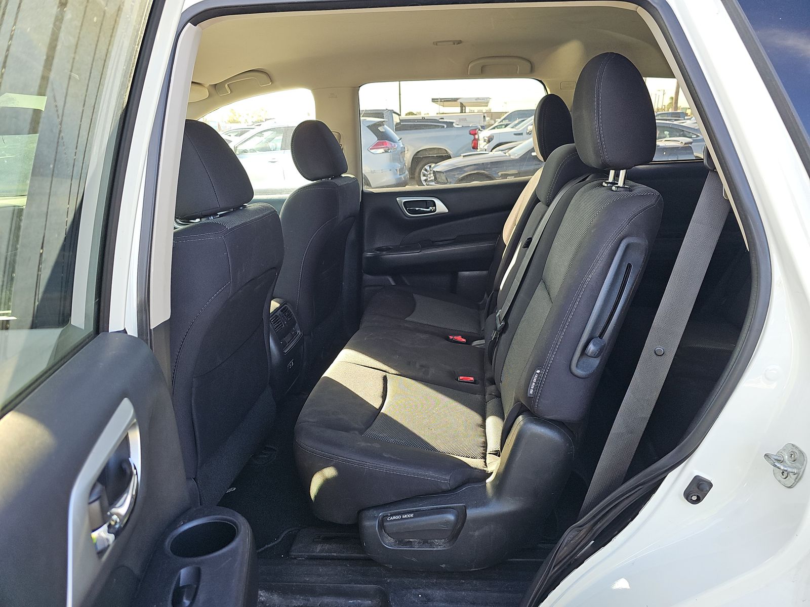 2019 Nissan Pathfinder SV FWD