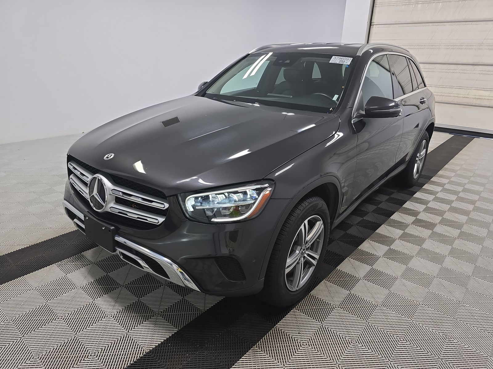 2022 Mercedes-Benz GLC 300